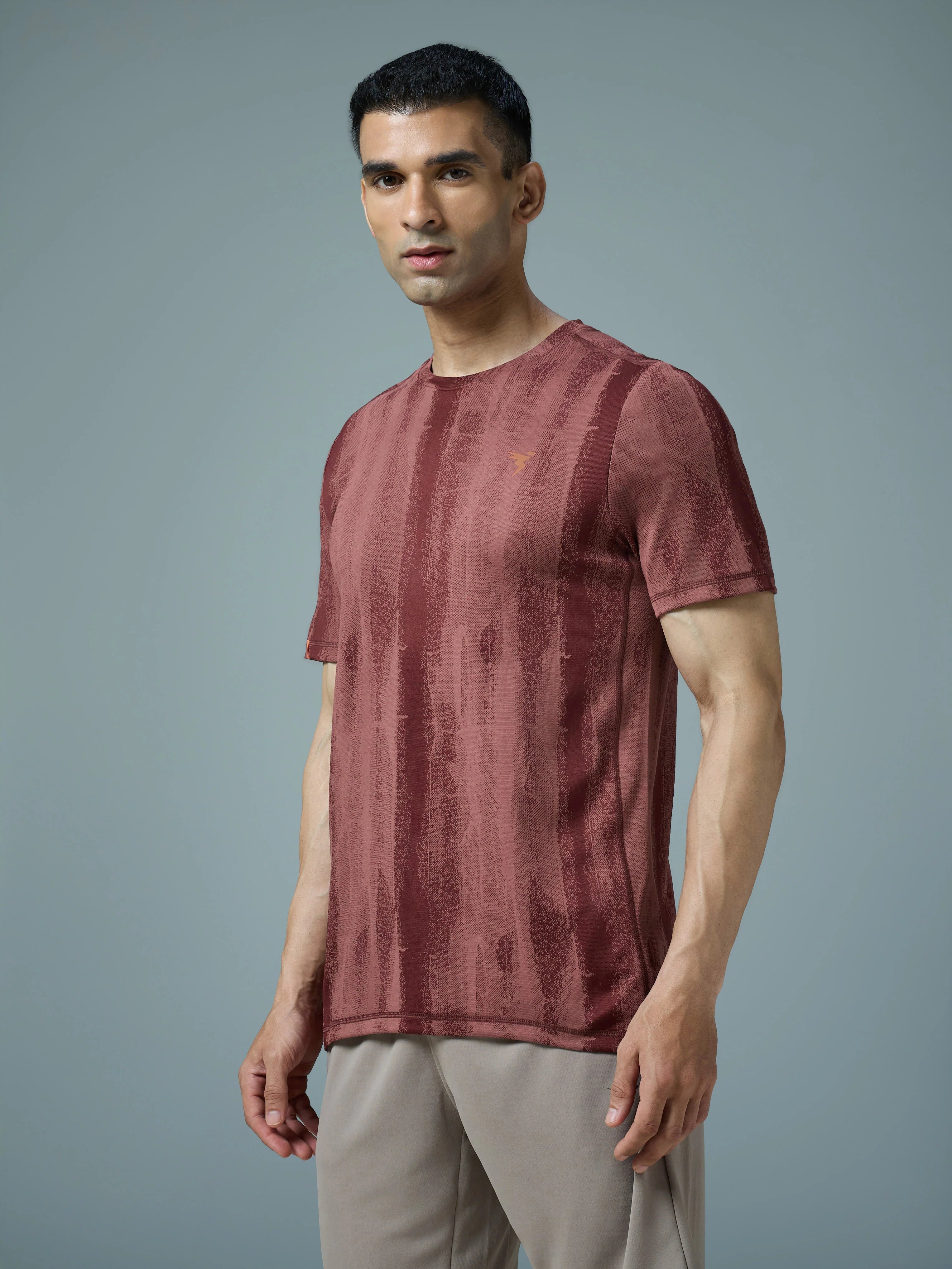 Men Jacquard Slim Fit Crew Neck T-shirt with DOUBLE COOL - Image 4