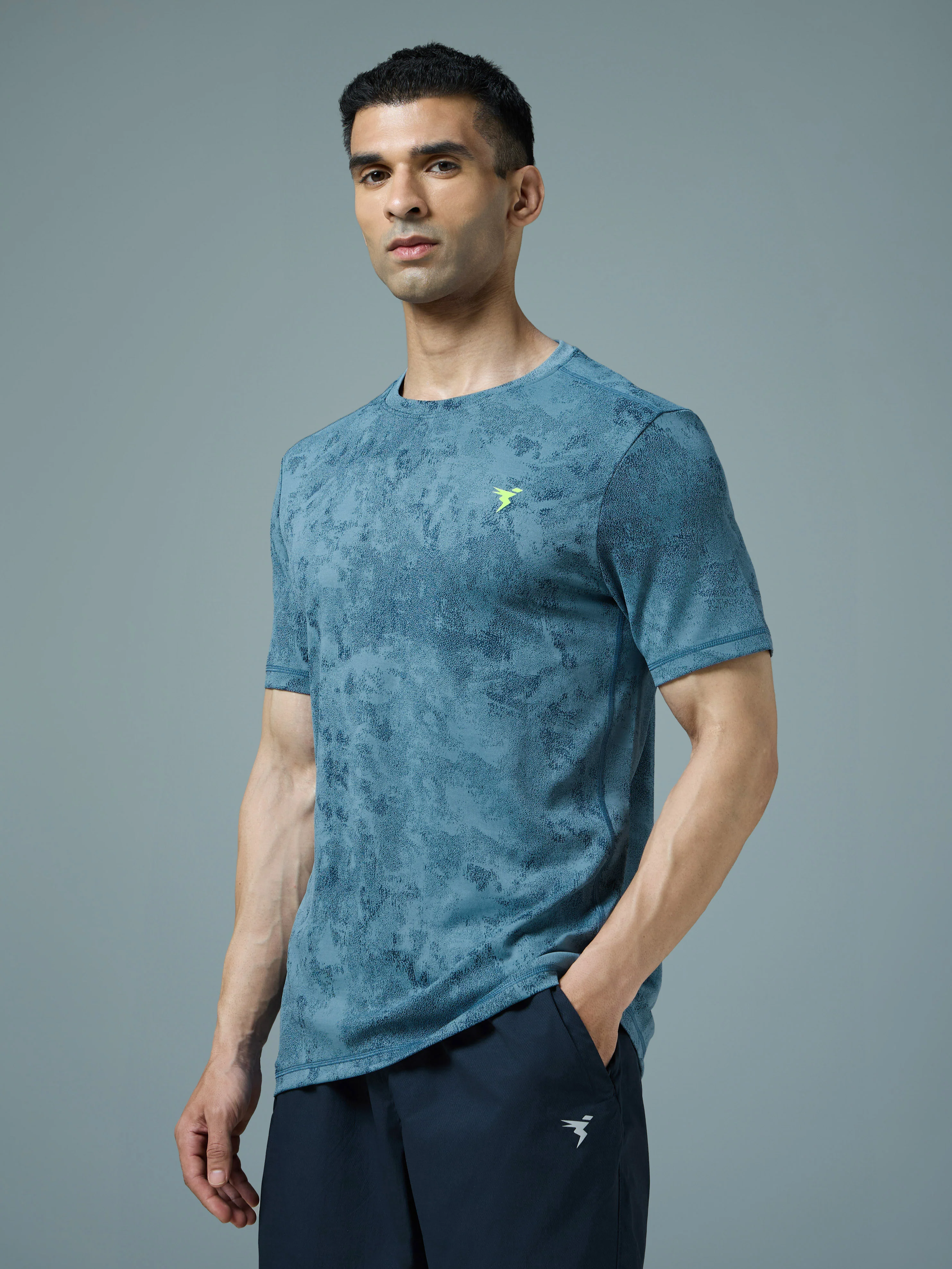 Men Jacquard Slim Fit Crew Neck T-shirt with DOUBLE COOL - Image 4