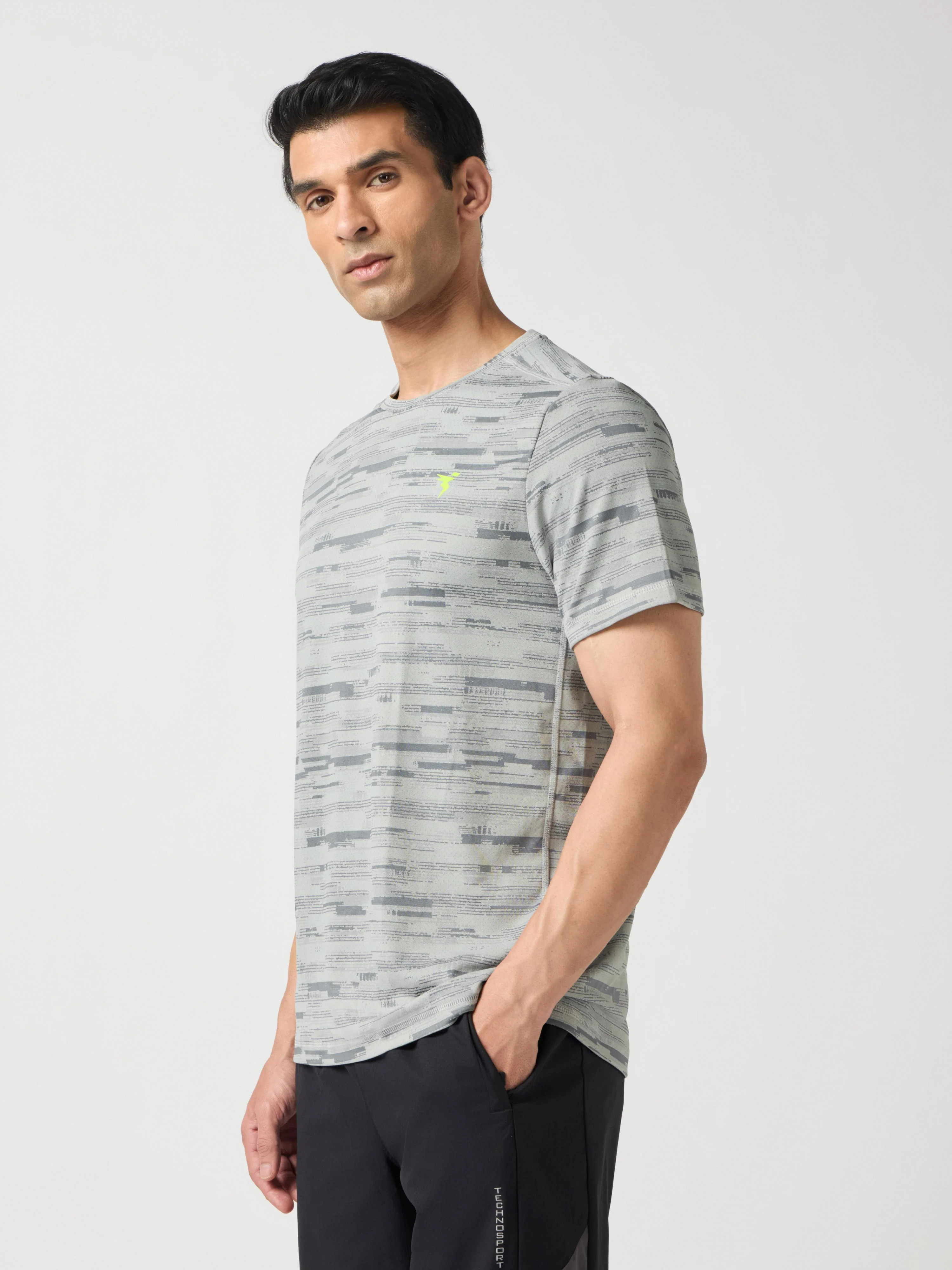 Men Jacquard Slim Fit Crew Neck T-shirt with DOUBLE COOL - Image 4