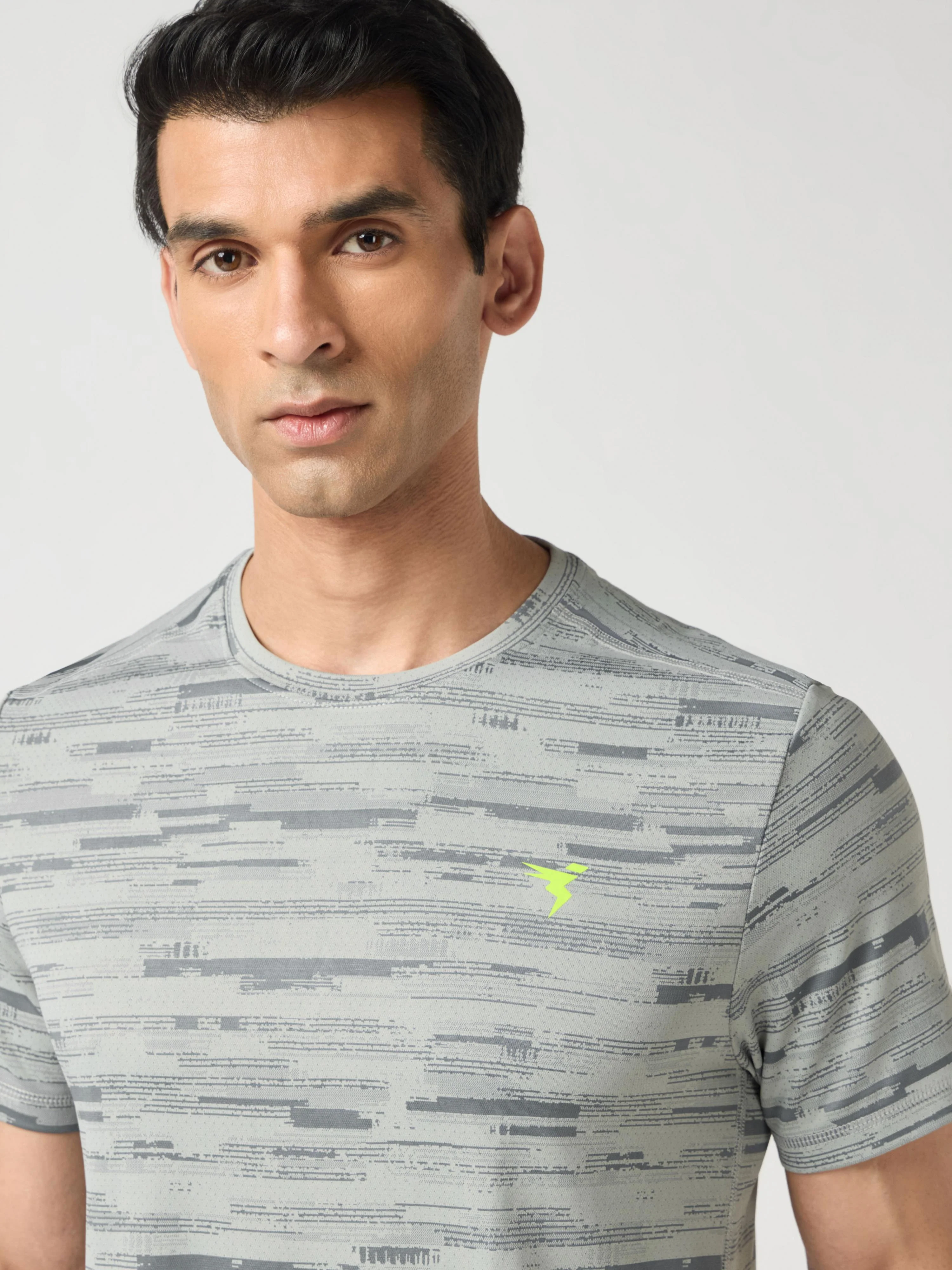 Men Jacquard Slim Fit Crew Neck T-shirt with DOUBLE COOL - Image 6