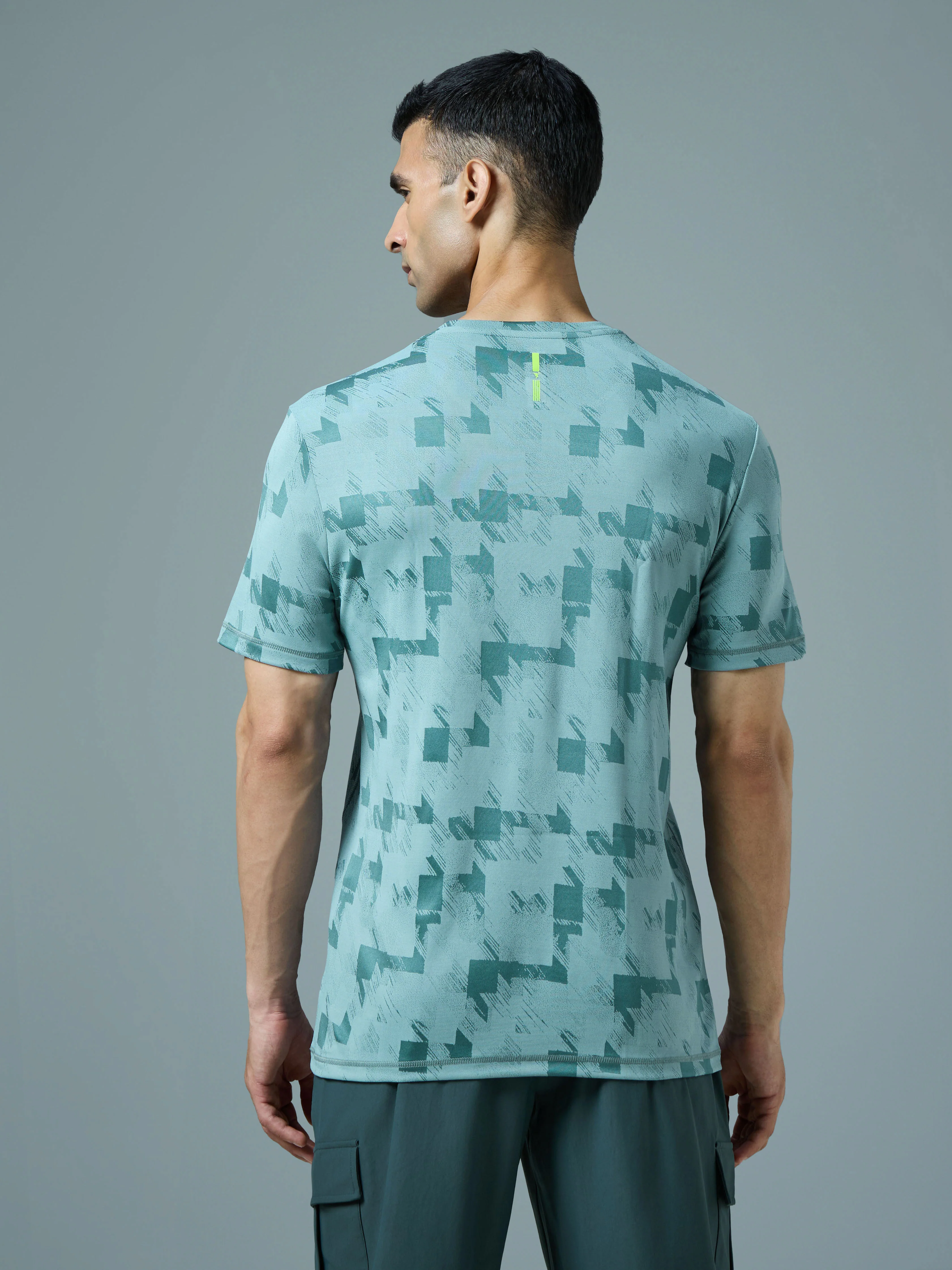 Men Jacquard Slim Fit Crew Neck T-shirt with DOUBLE COOL - Image 3
