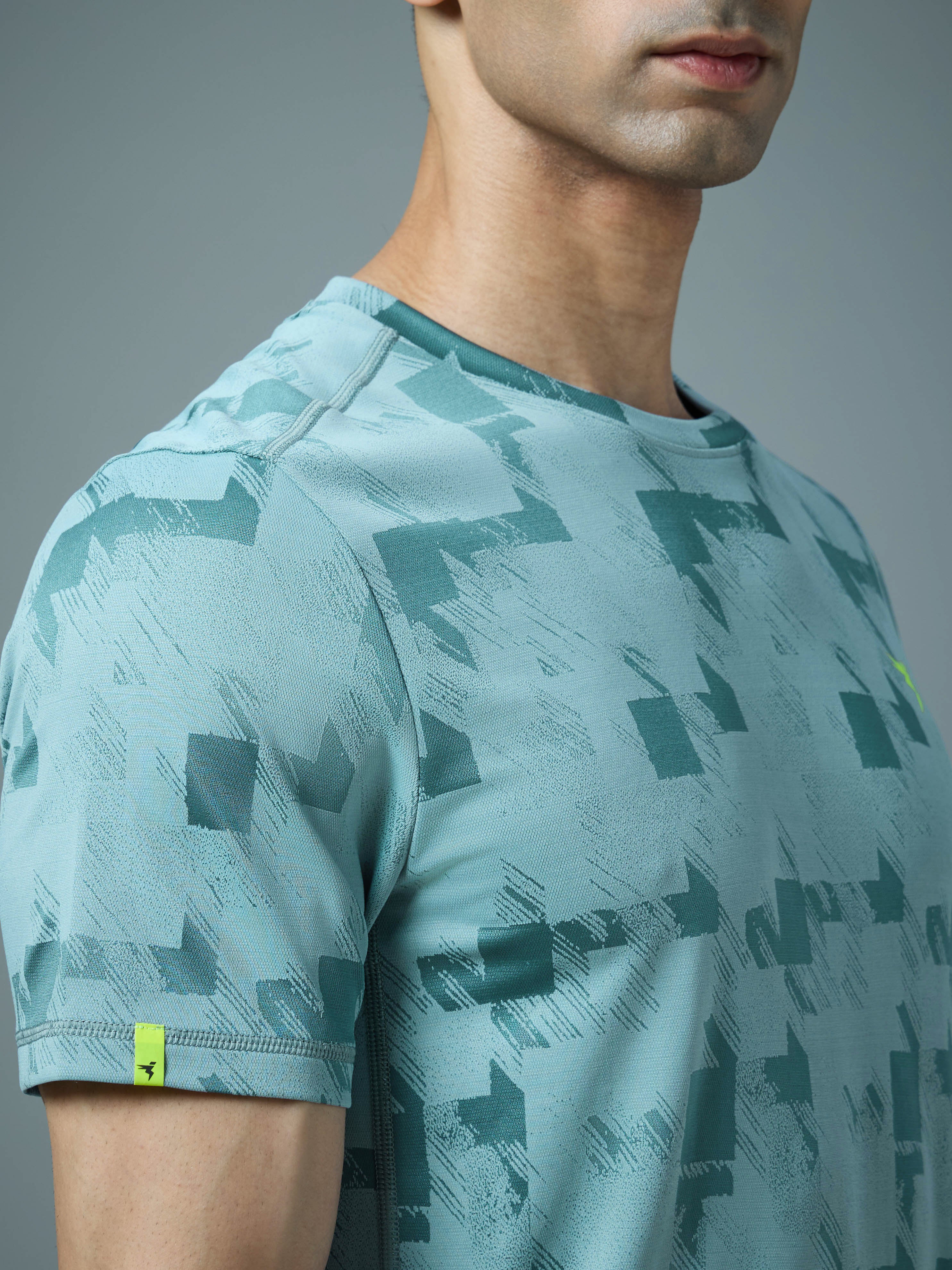 Men Jacquard Slim Fit Crew Neck T-shirt with DOUBLE COOL - Image 7