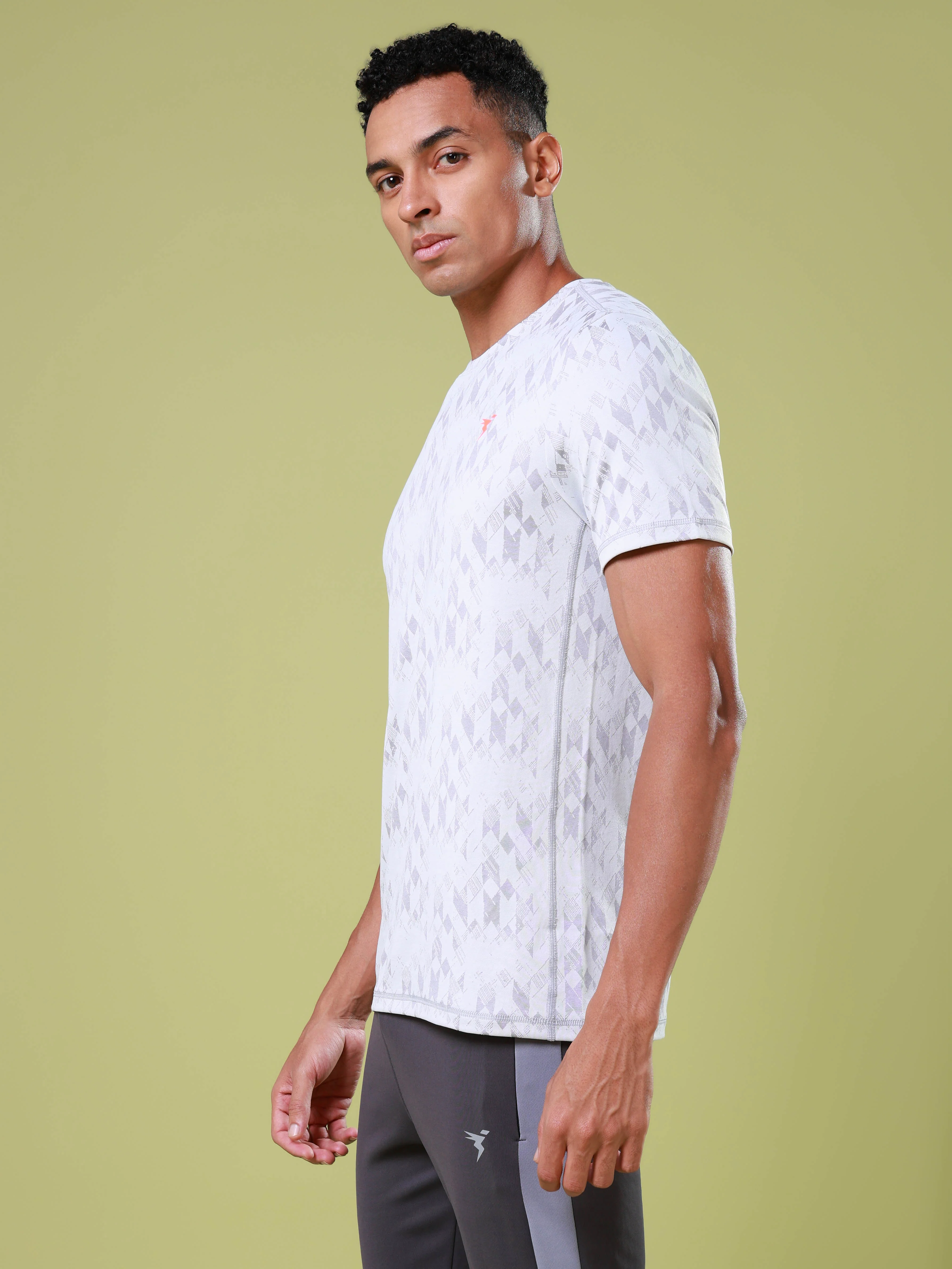 Men Jacquard Slim Fit Crew Neck T-shirt with DOUBLE COOL - Image 4