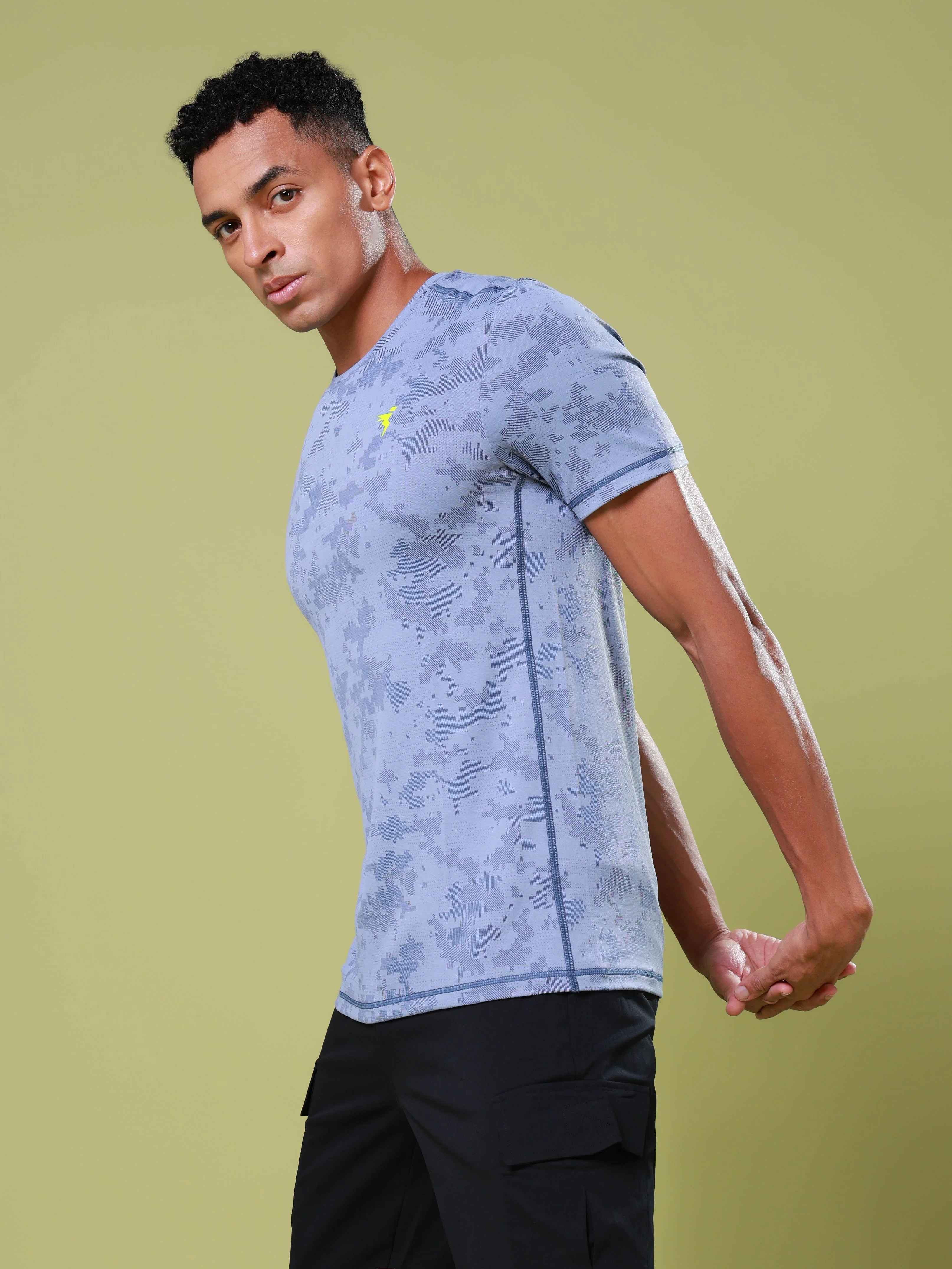 Men Jacquard Slim Fit Crew Neck T-shirt with DOUBLE COOL - Image 3