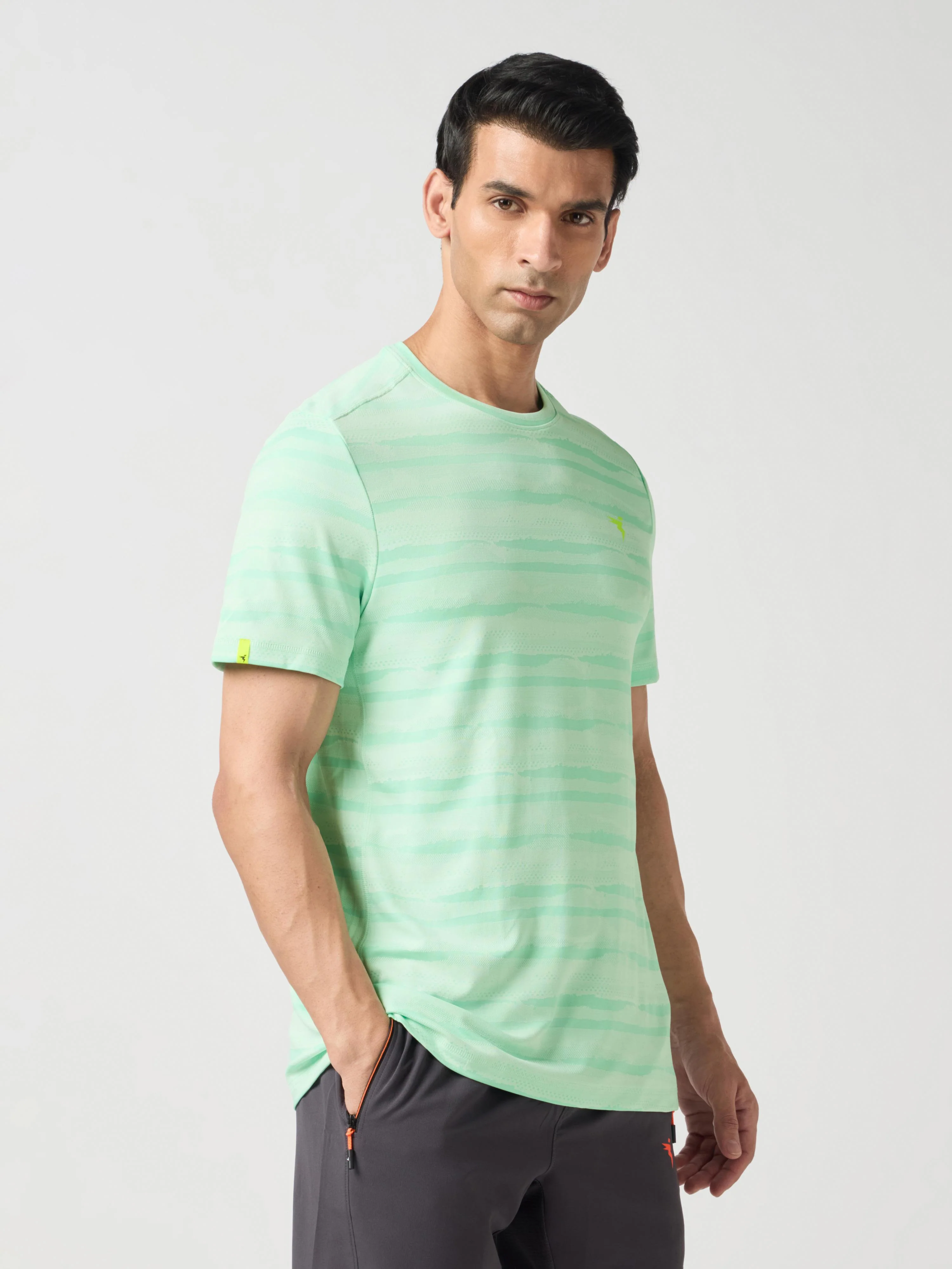 Men Jacquard Slim Fit Crew Neck T-shirt with DOUBLE COOL - Image 4