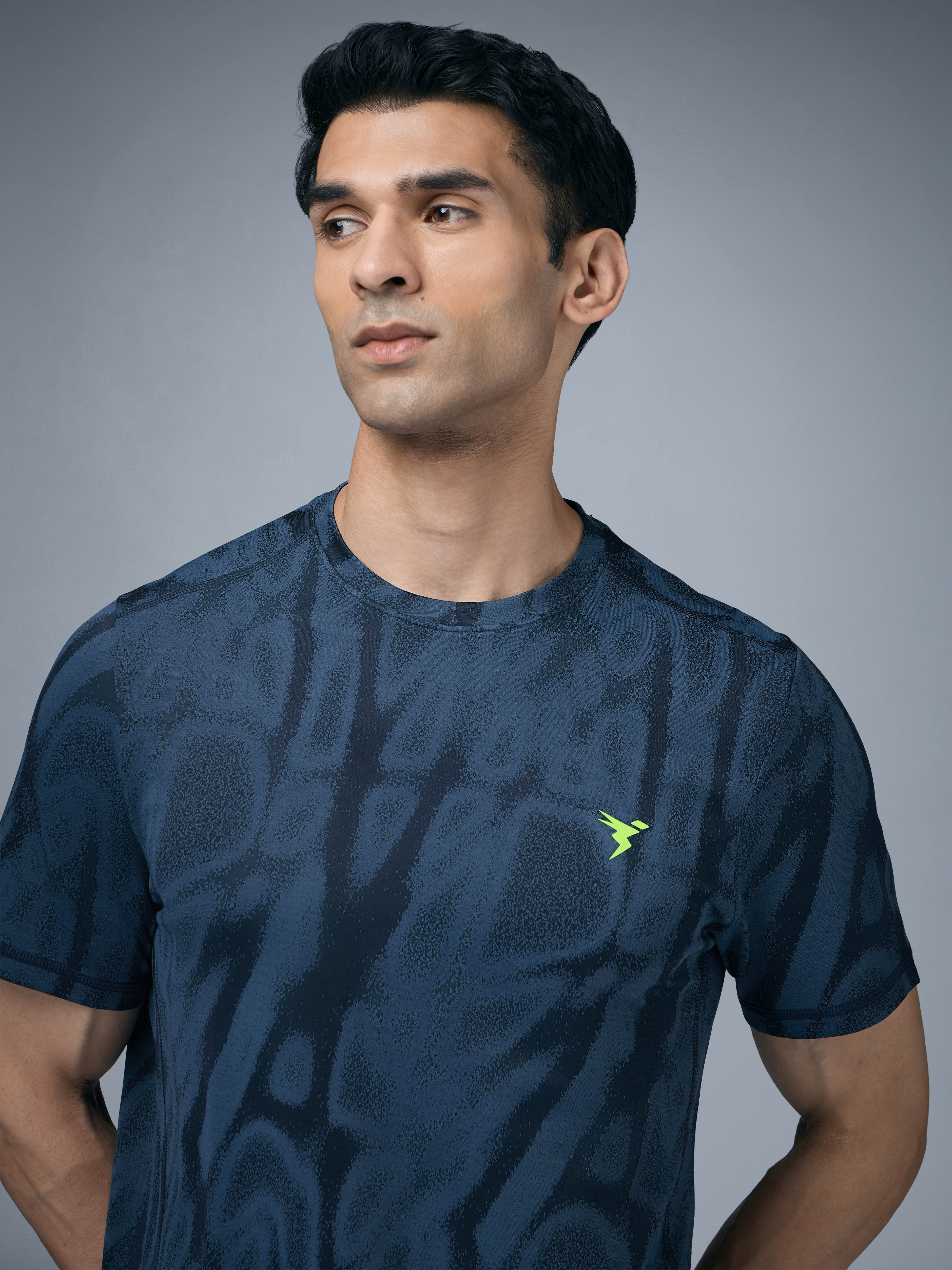 Men Jacquard Slim Fit Crew Neck T-shirt with DOUBLE COOL - Image 6