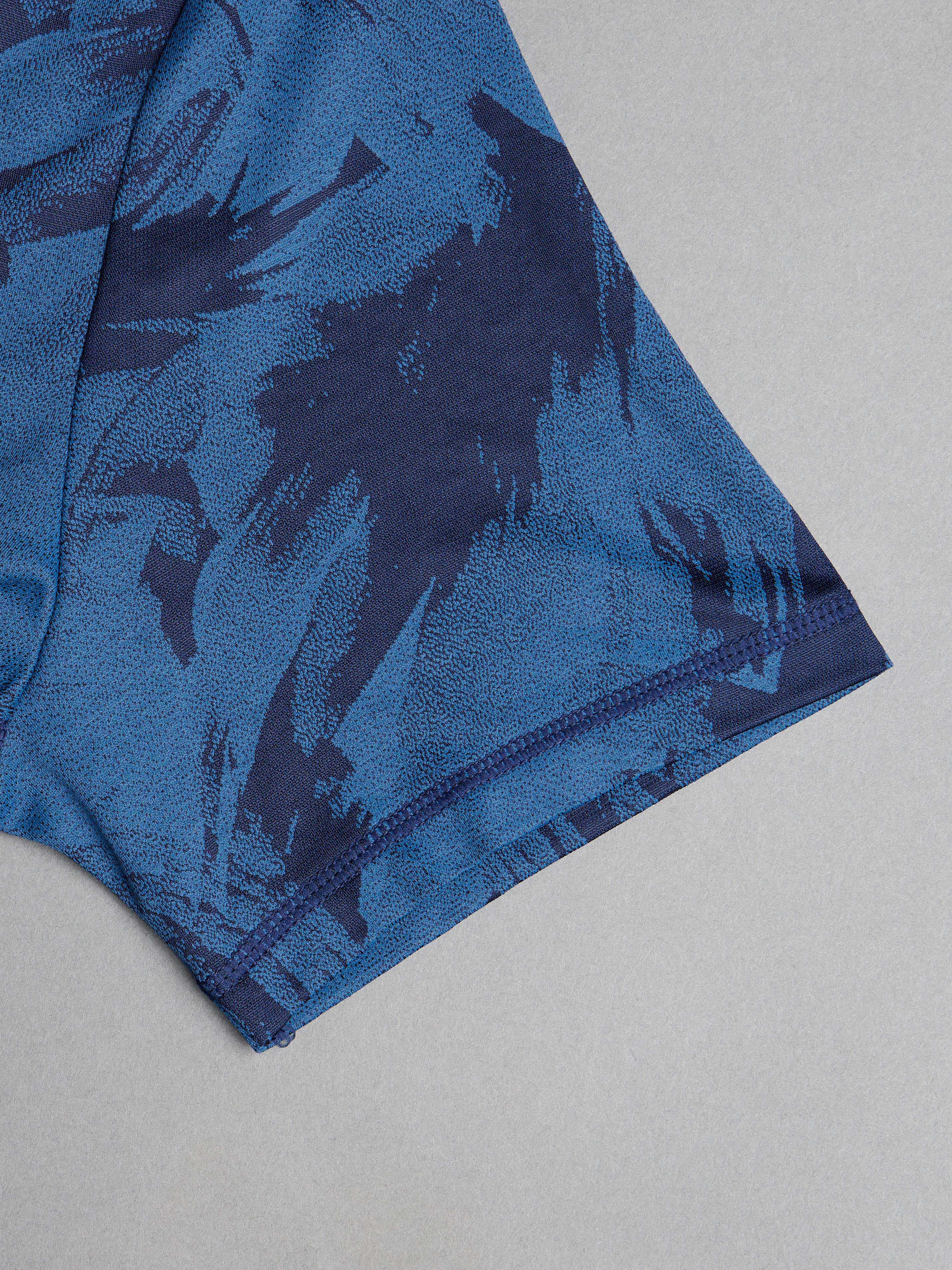 Men Jacquard Slim Fit Crew Neck T-shirt with DOUBLE COOL - Image 7