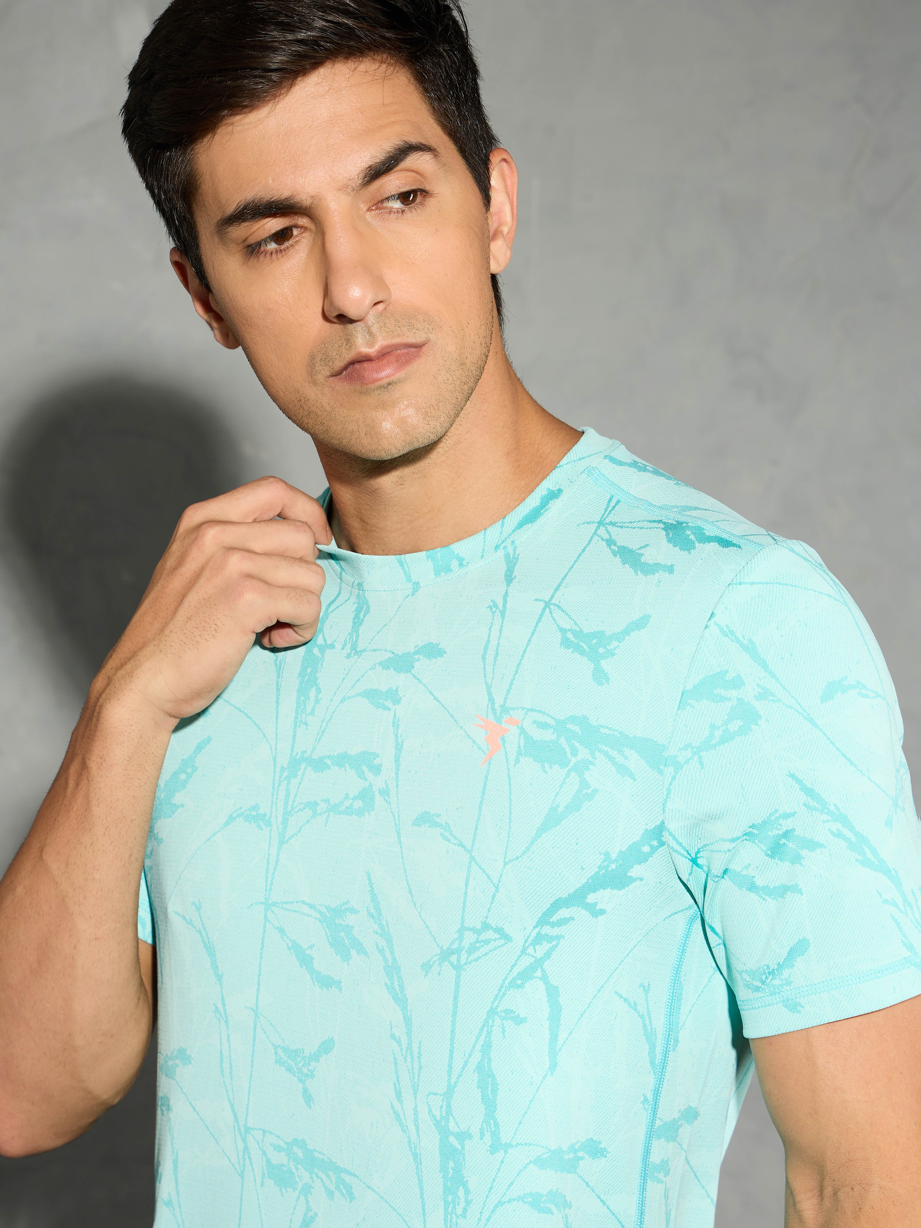 Men Jacquard Slim Fit Crew Neck T-shirt with DOUBLE COOL - Image 6