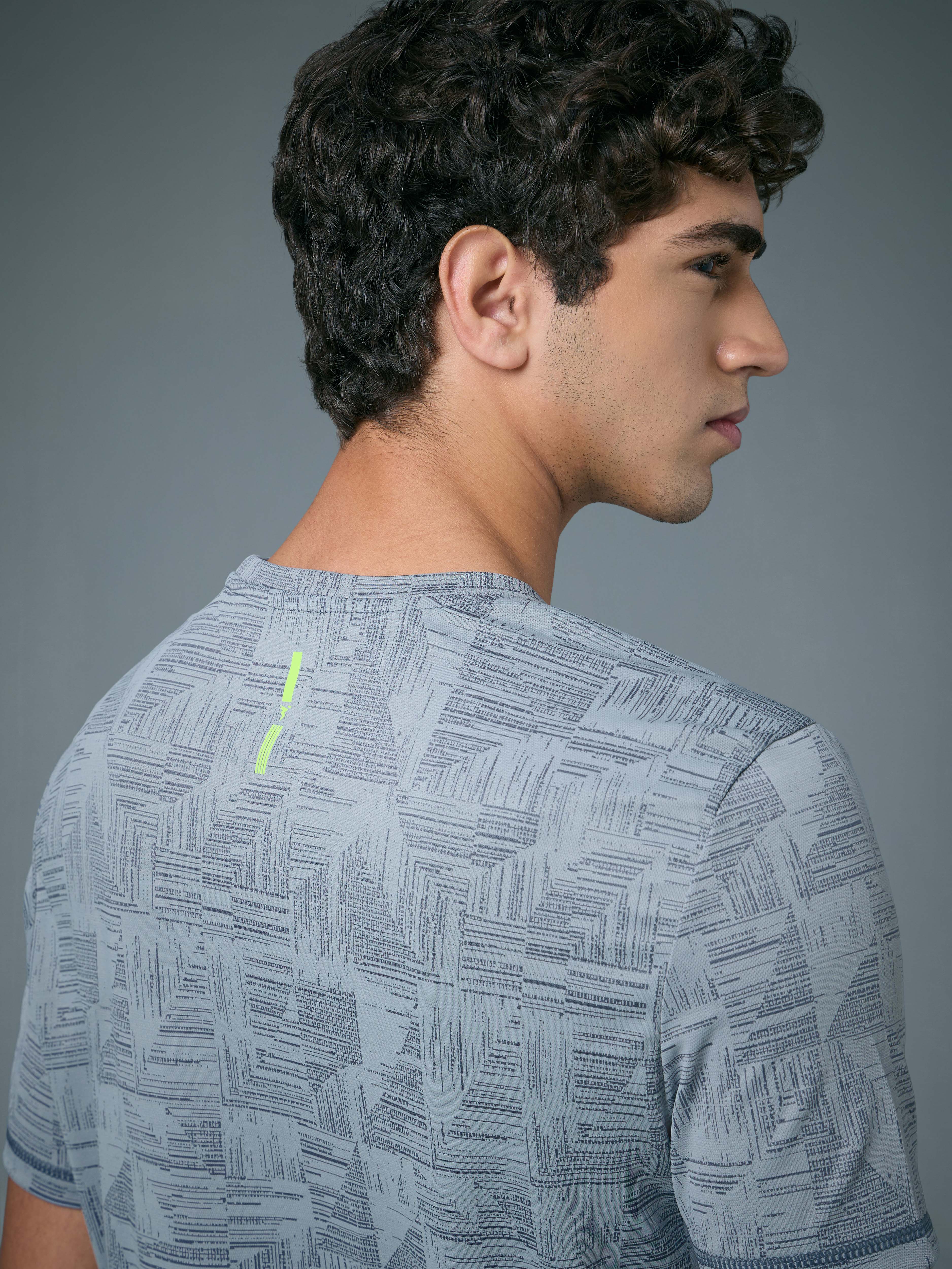 Men Jacquard Slim Fit Crew Neck T-shirt with DOUBLE COOL - Image 7