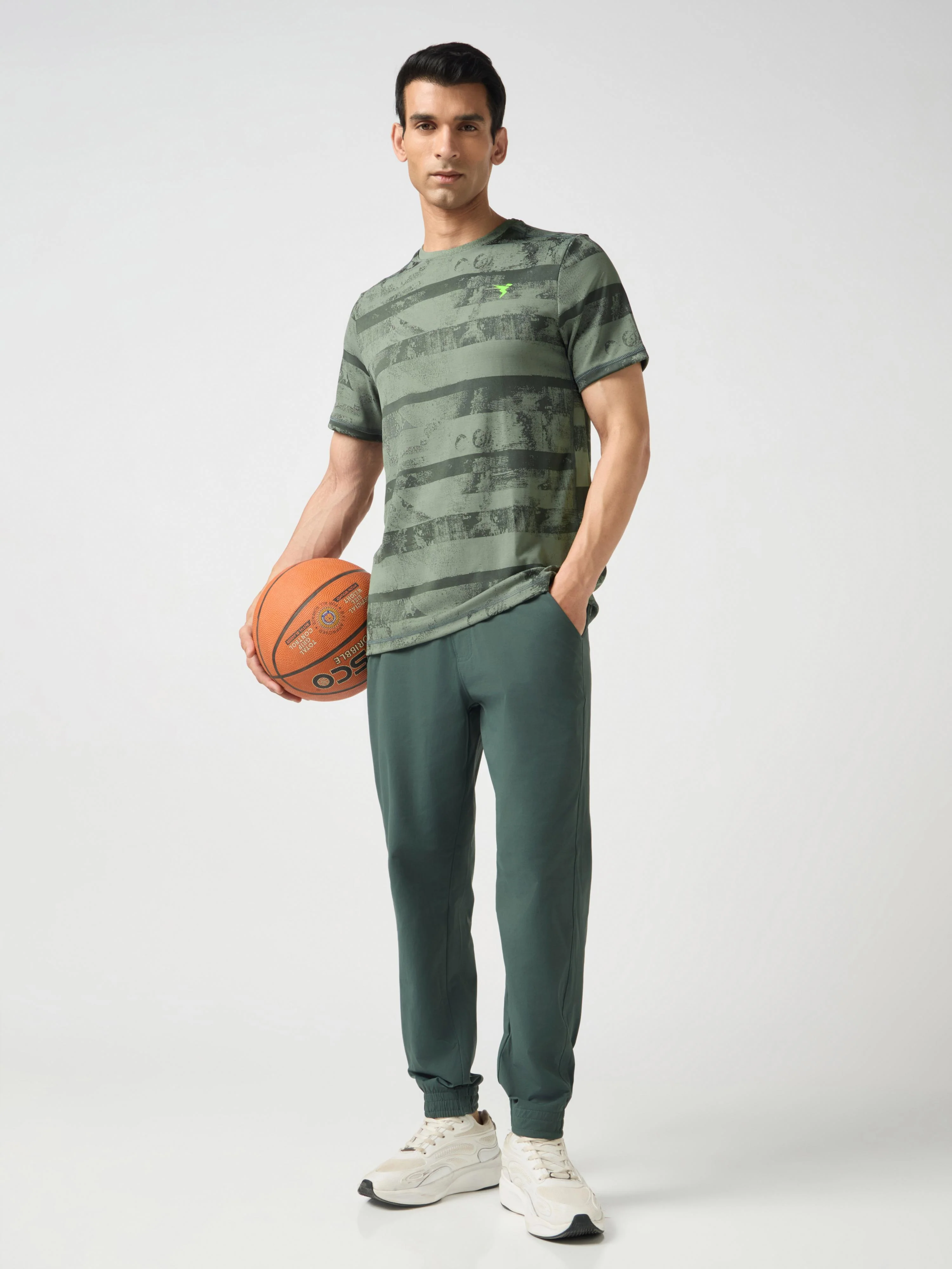 Men Jacquard Slim Fit Crew Neck T-shirt with DOUBLE COOL - Image 4