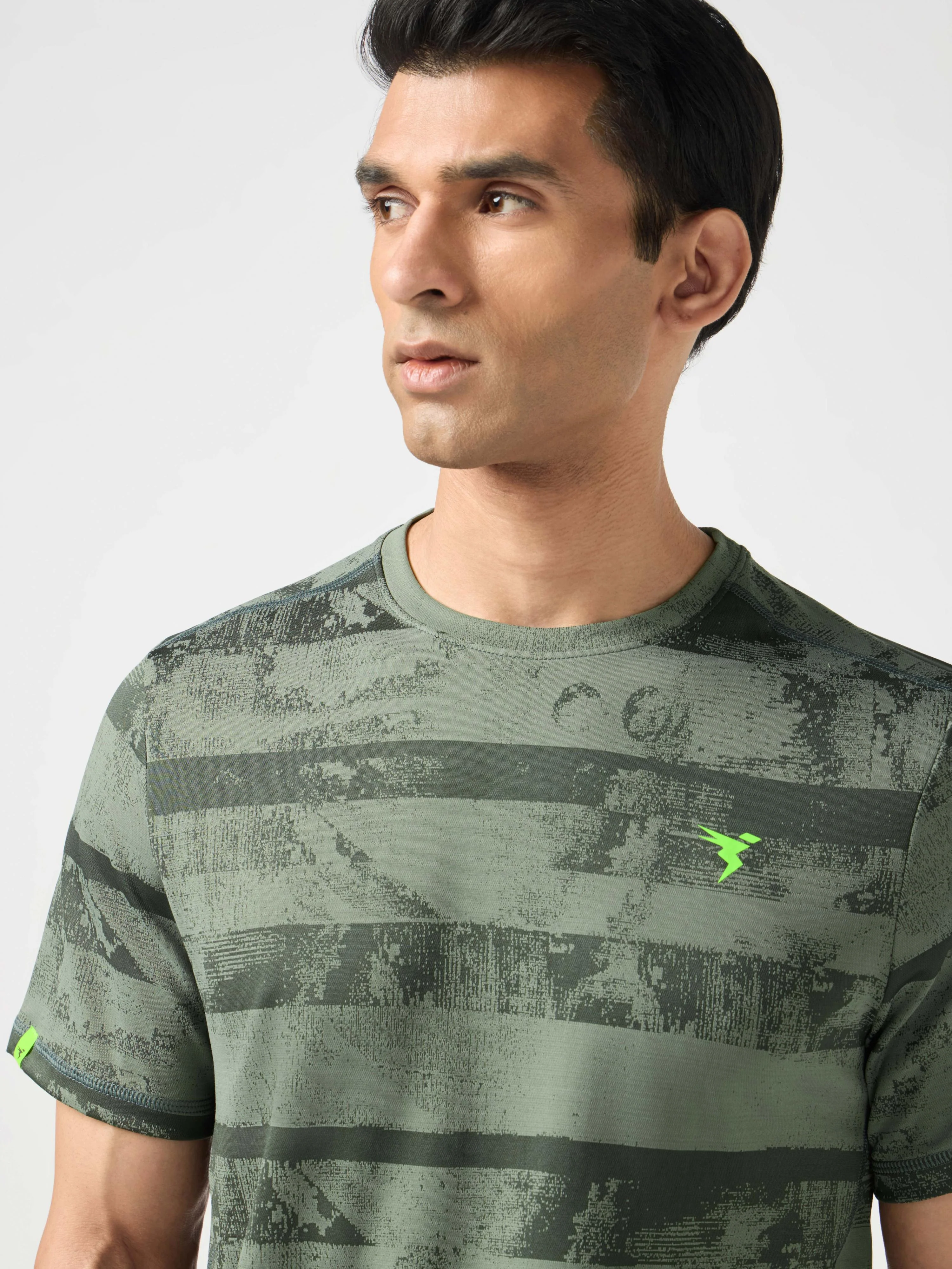 Men Jacquard Slim Fit Crew Neck T-shirt with DOUBLE COOL - Image 5