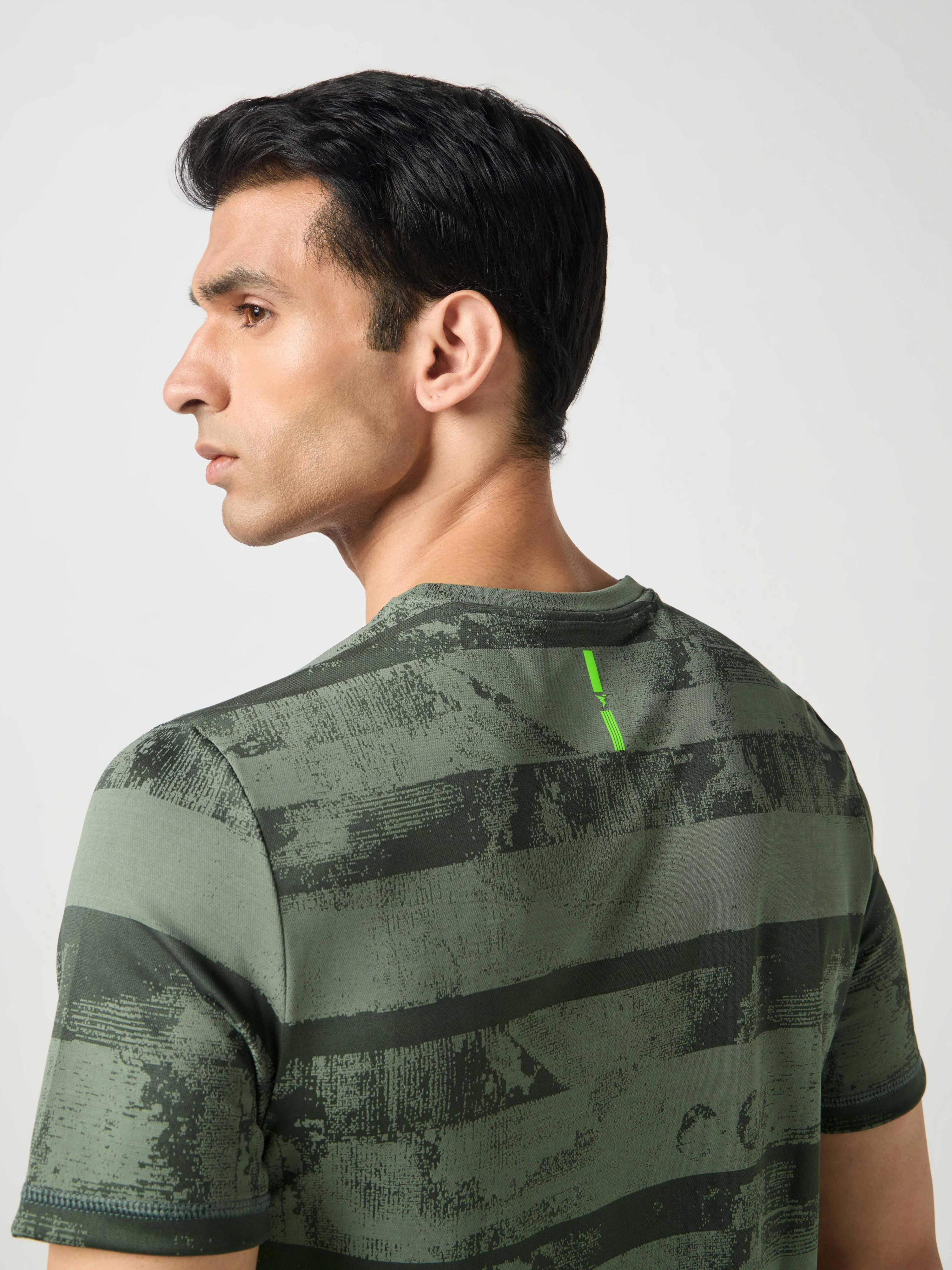 Men Jacquard Slim Fit Crew Neck T-shirt with DOUBLE COOL - Image 6