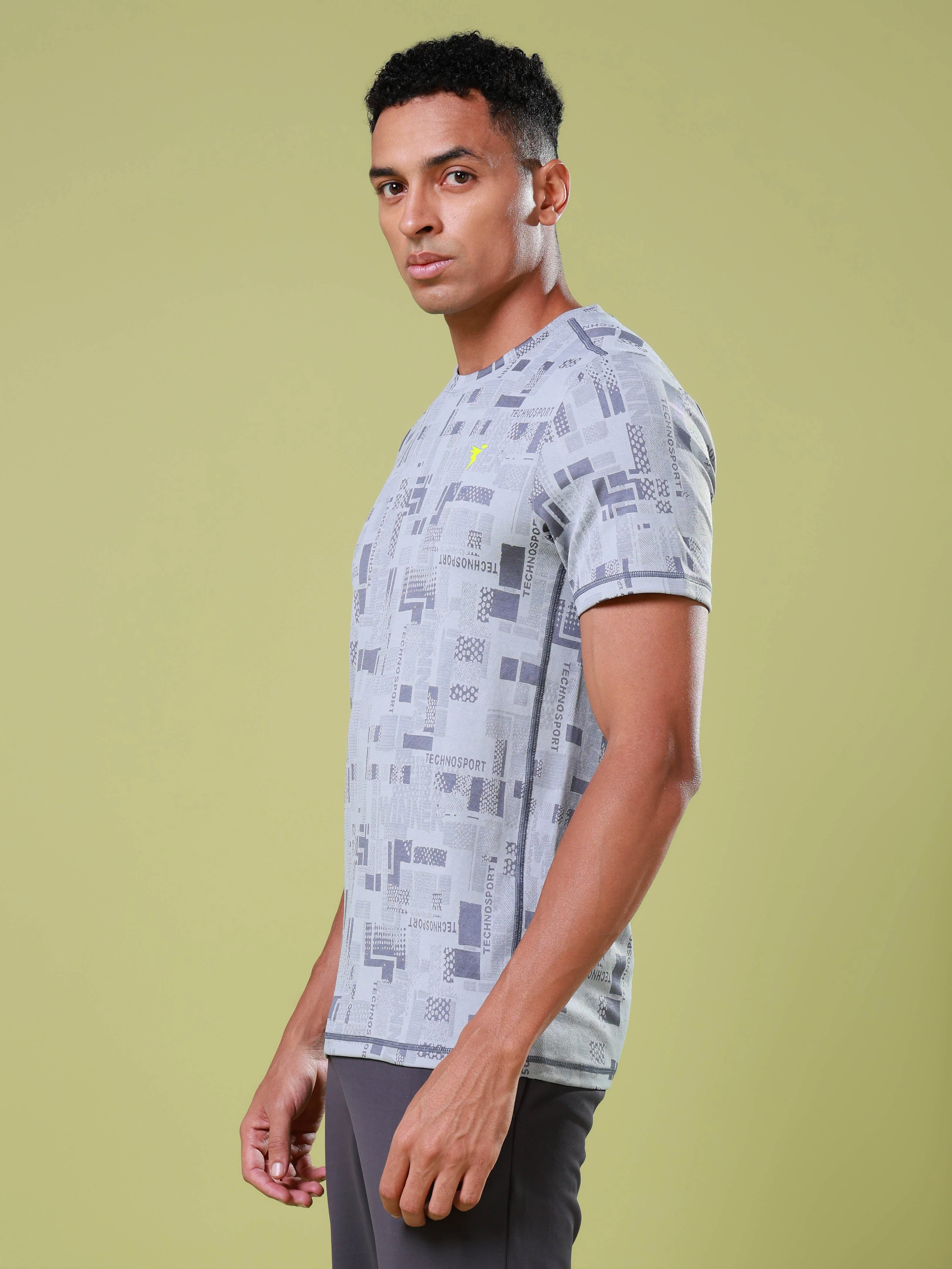 Men Jacquard Slim Fit Crew Neck T-shirt with DOUBLE COOL - Image 4