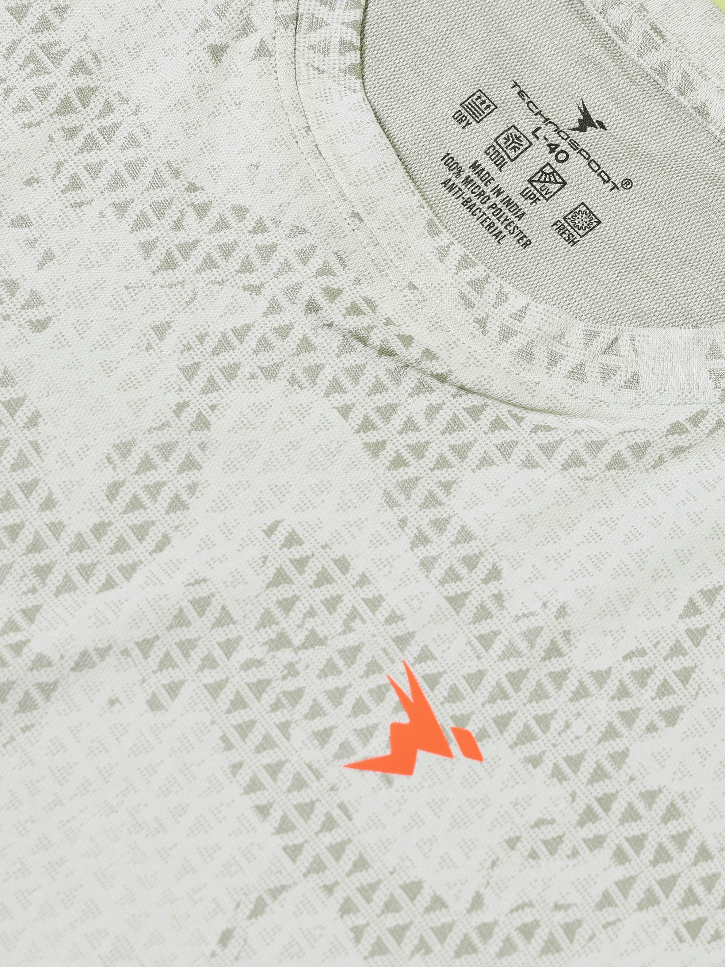 Men Jacquard Slim Fit Crew Neck T-shirt with DOUBLE COOL - Image 6