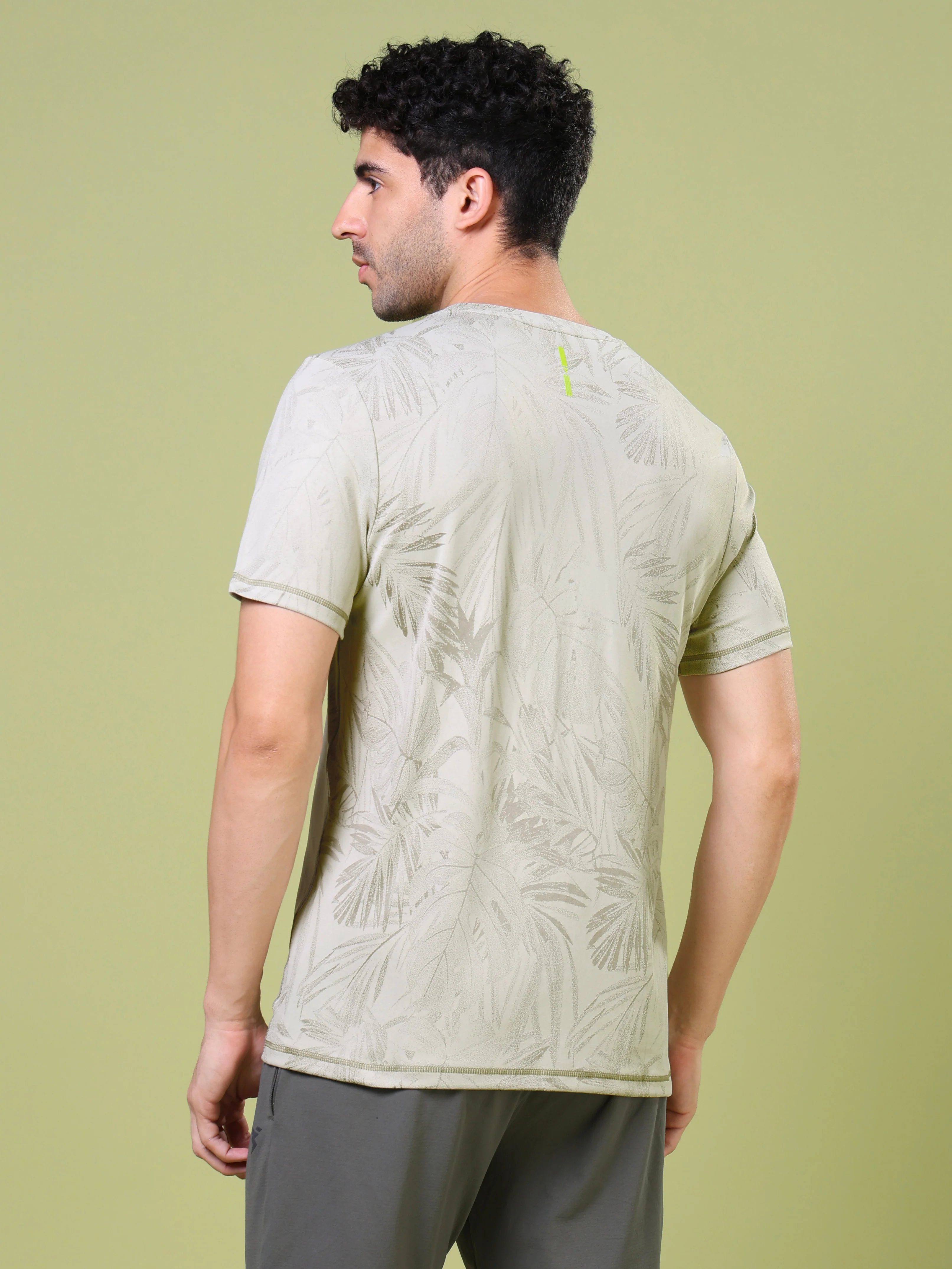 Men Jacquard Slim Fit Crew Neck T-shirt with DOUBLE COOL - Image 3