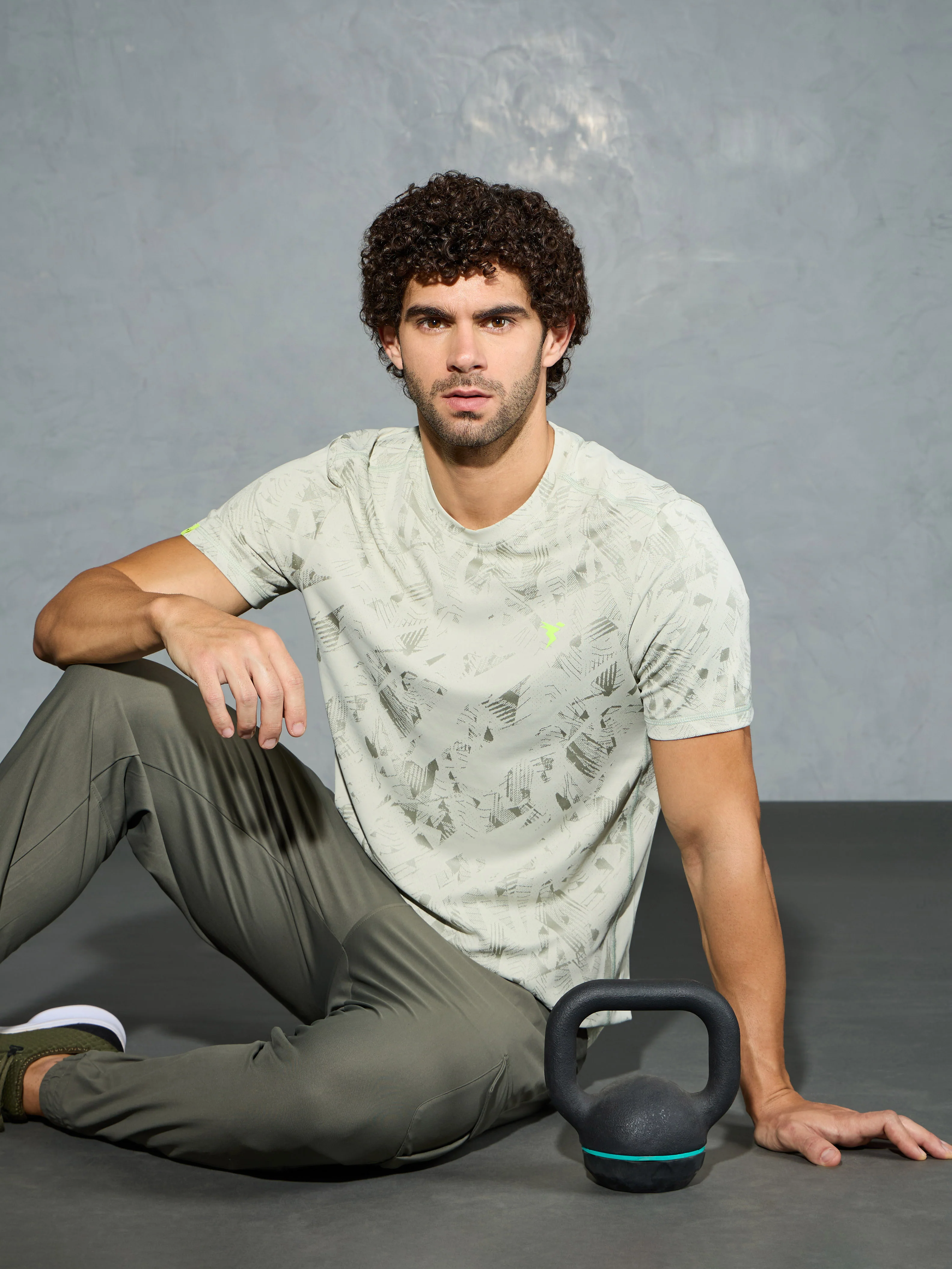 Men Jacquard Slim Fit Crew Neck T-shirt with DOUBLE COOL