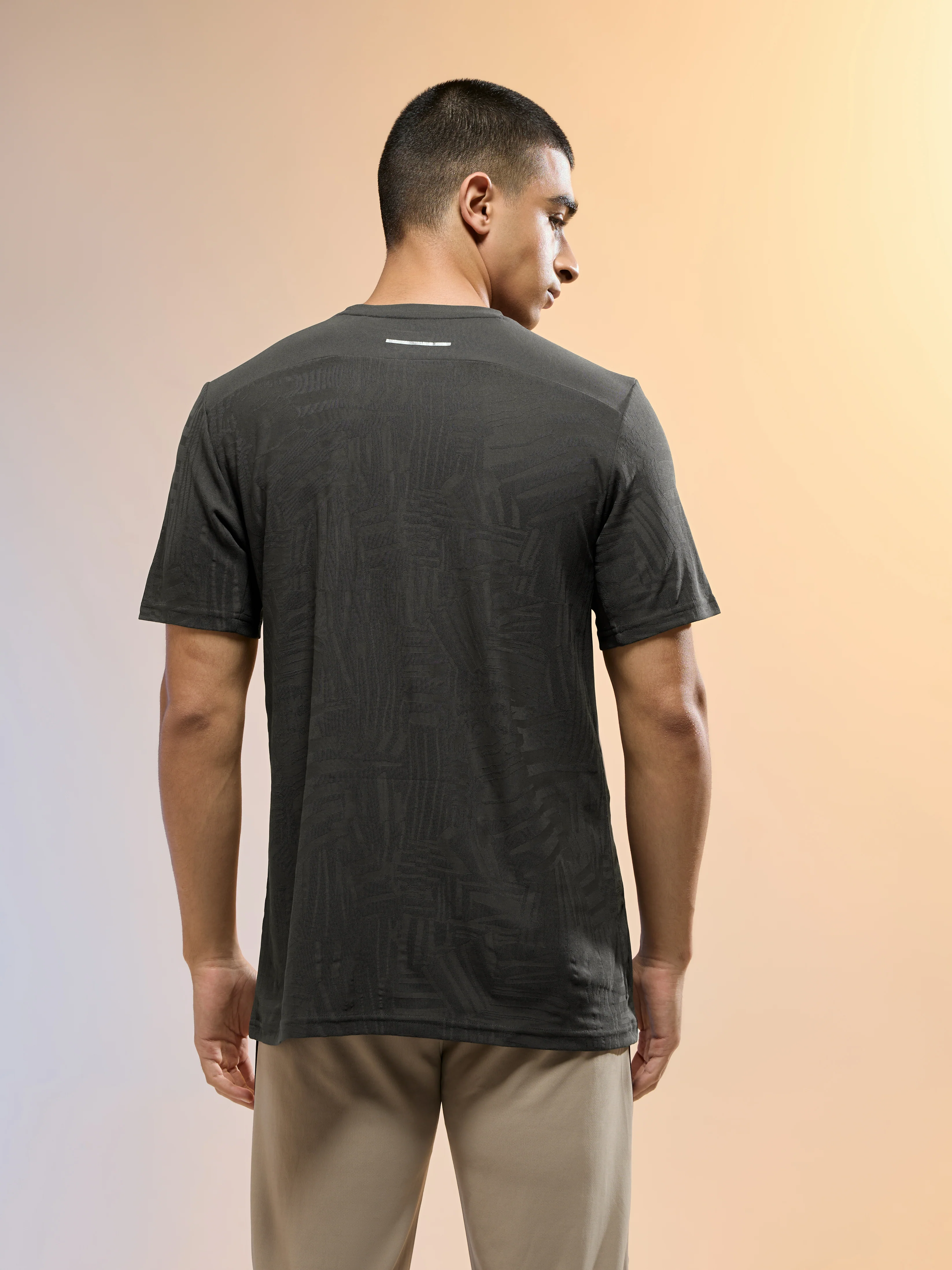 Men Jacquard Slim Fit Round Neck Sports T-shirt with MATPIQ - Image 6