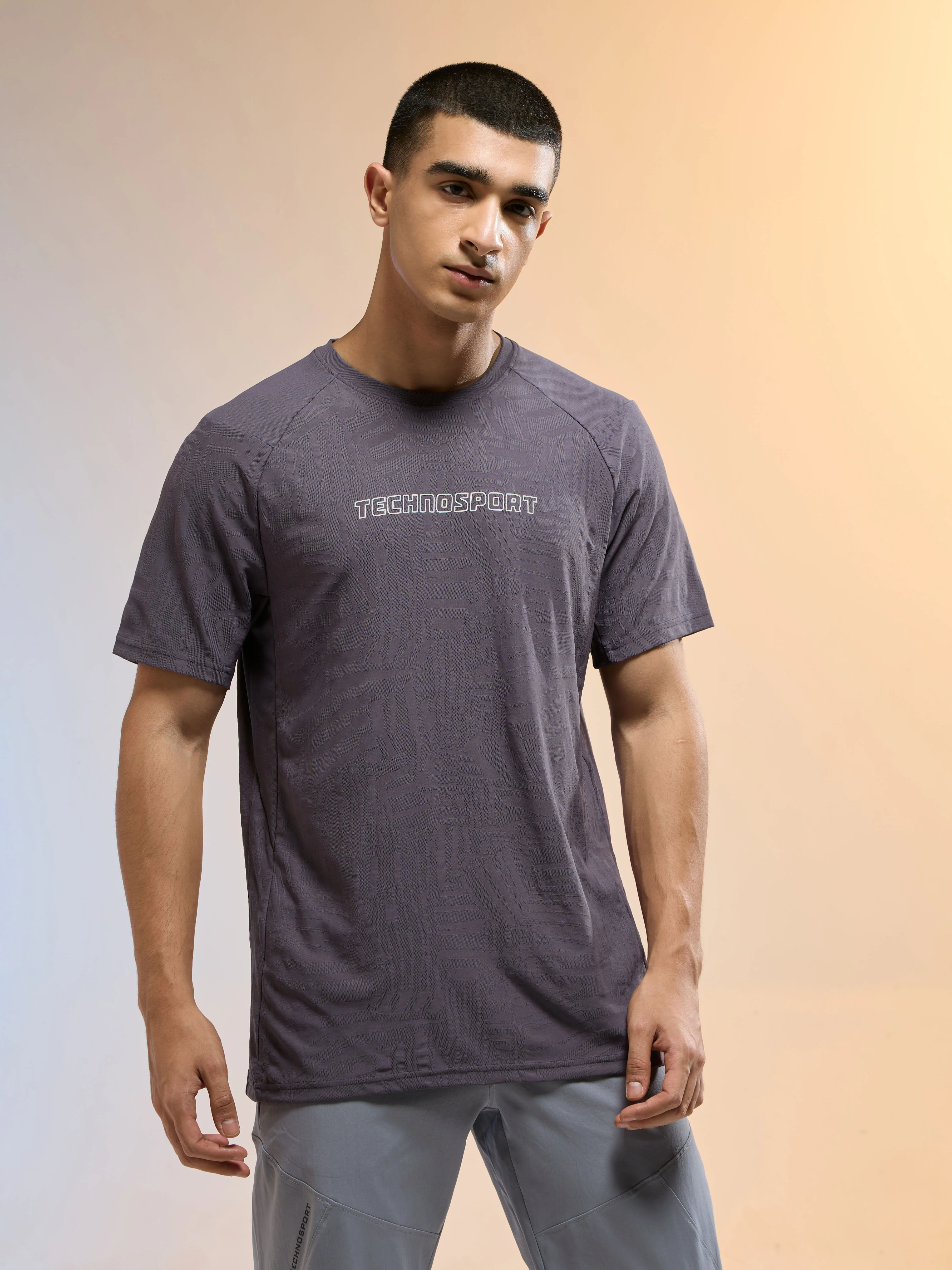 Men Jacquard Slim Fit Round Neck Sports T-shirt with MATPIQ - Image 3
