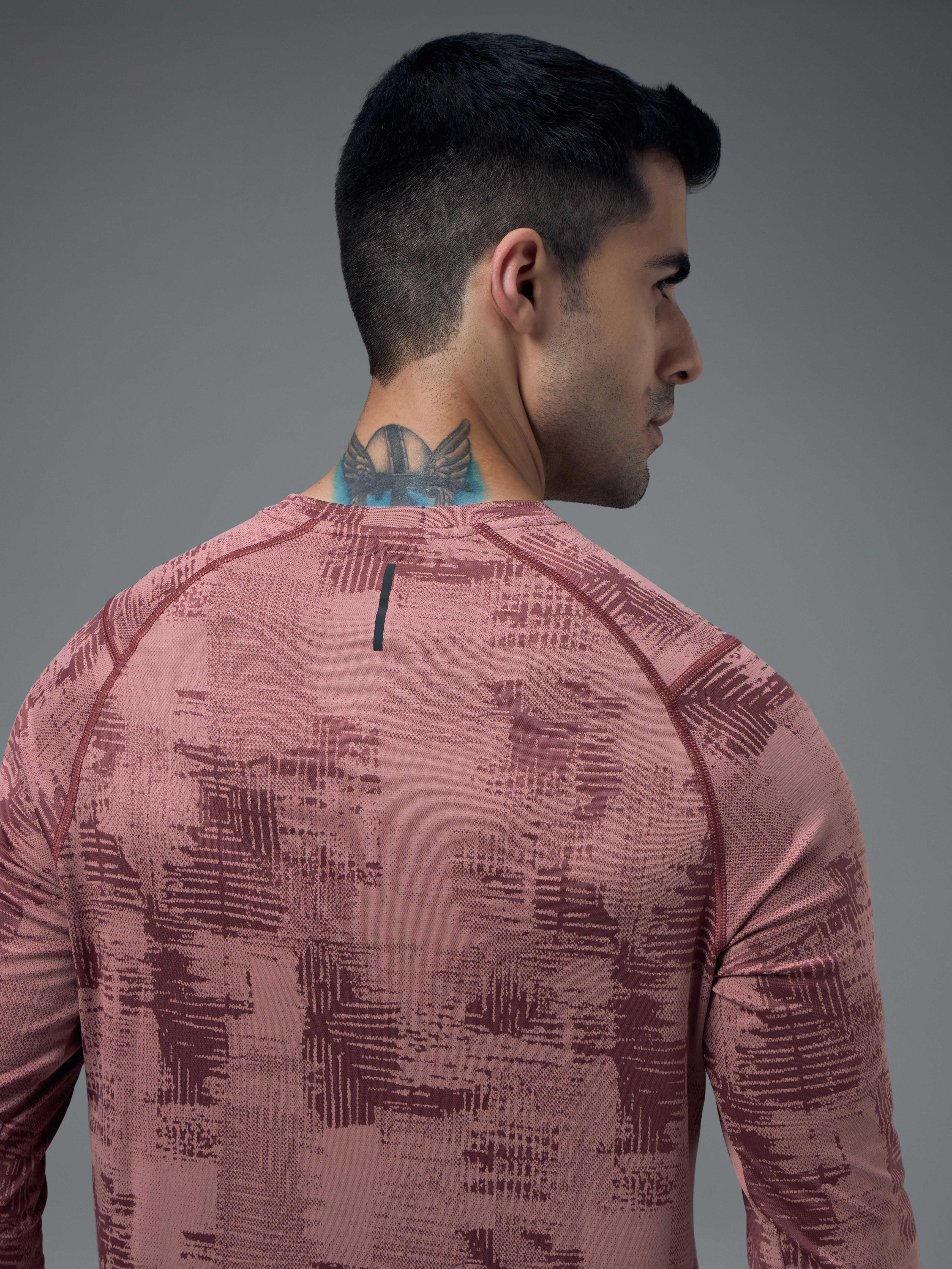 Men Jacquard Slim Fit Round Neck T-shirt with DOUBLE COOL - Image 7