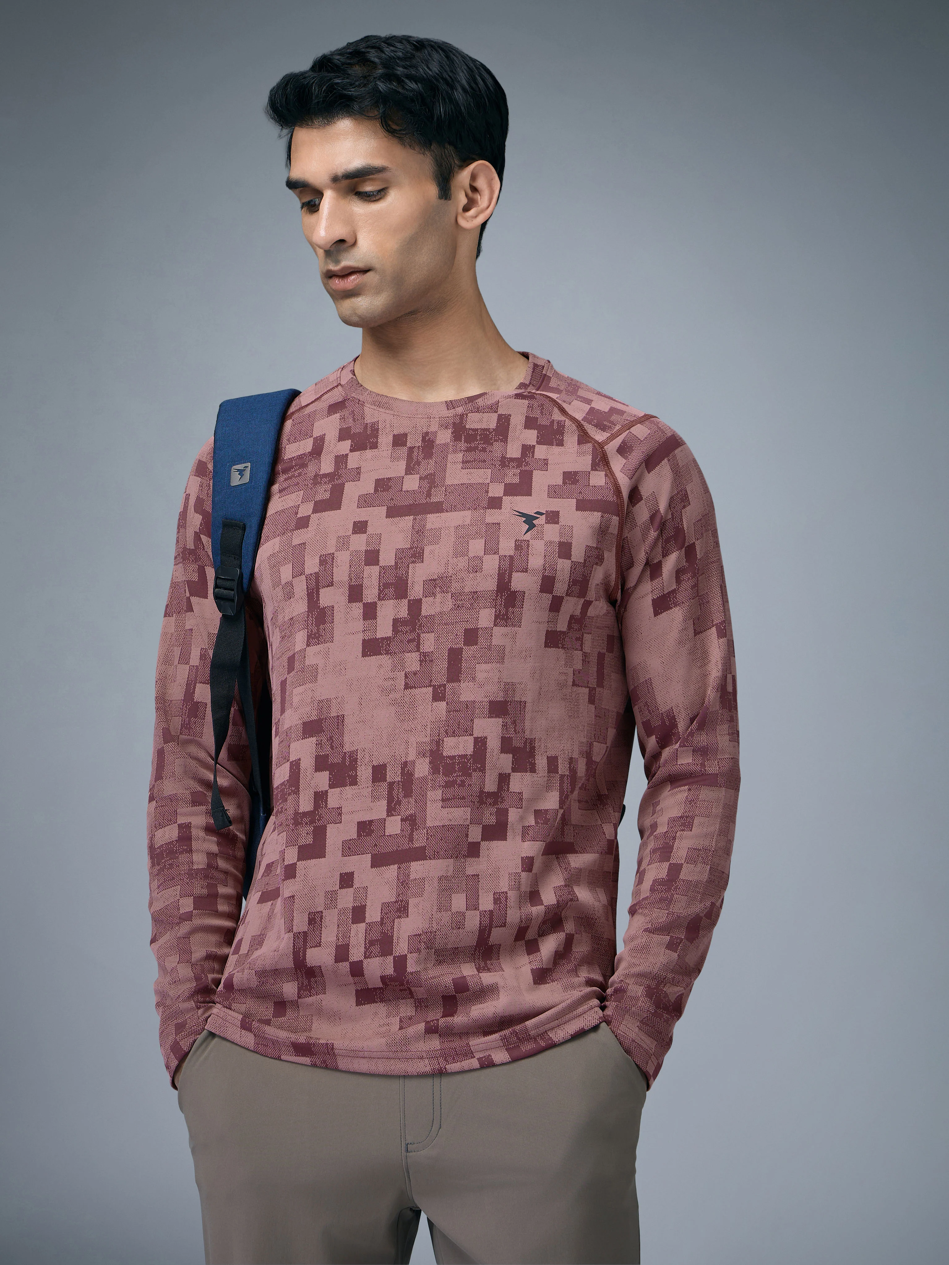 Men Jacquard Slim Fit Round Neck T-shirt with DOUBLE COOL