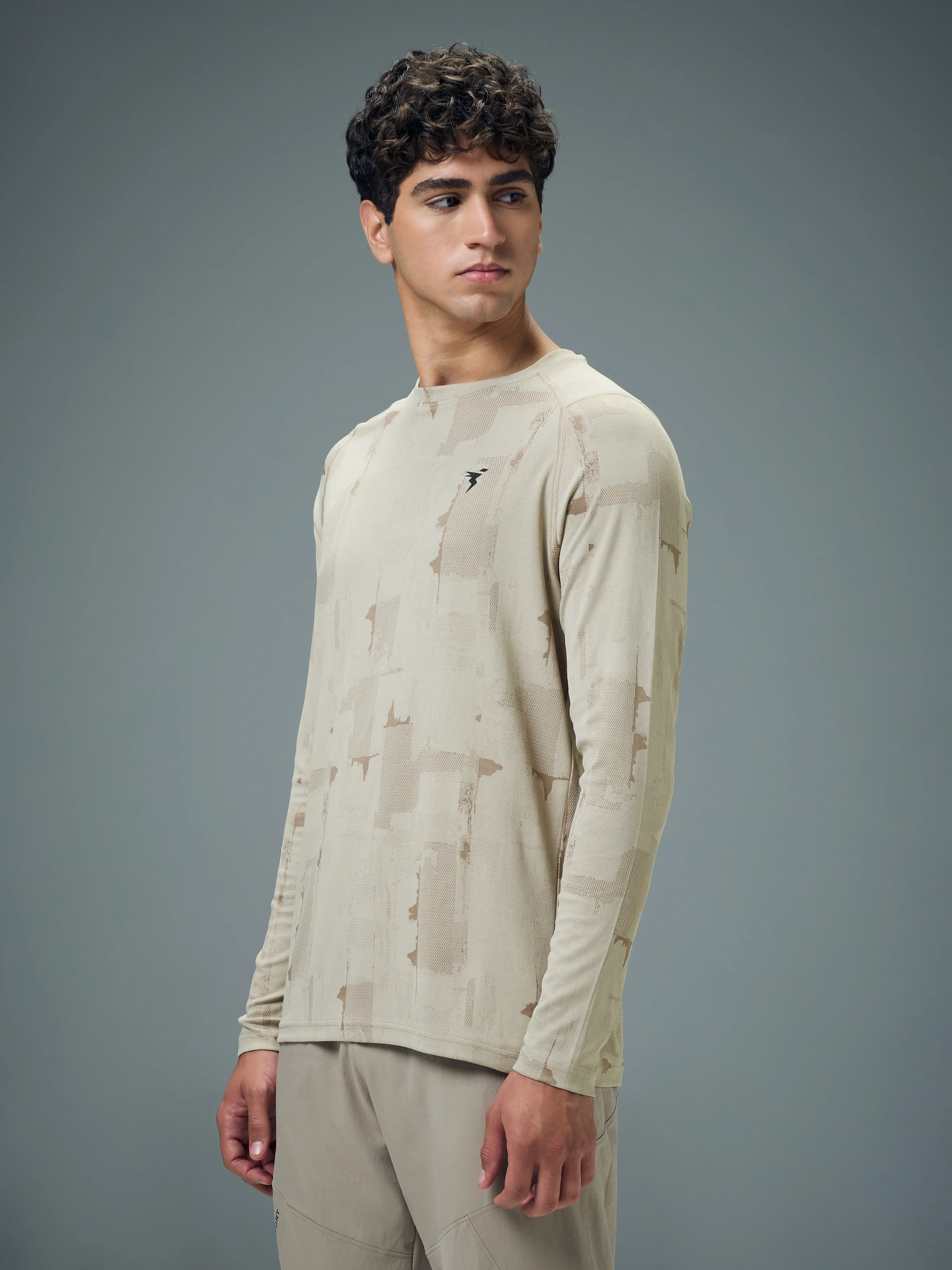 Men Jacquard Slim Fit Round Neck T-shirt with DOUBLE COOL - Image 4