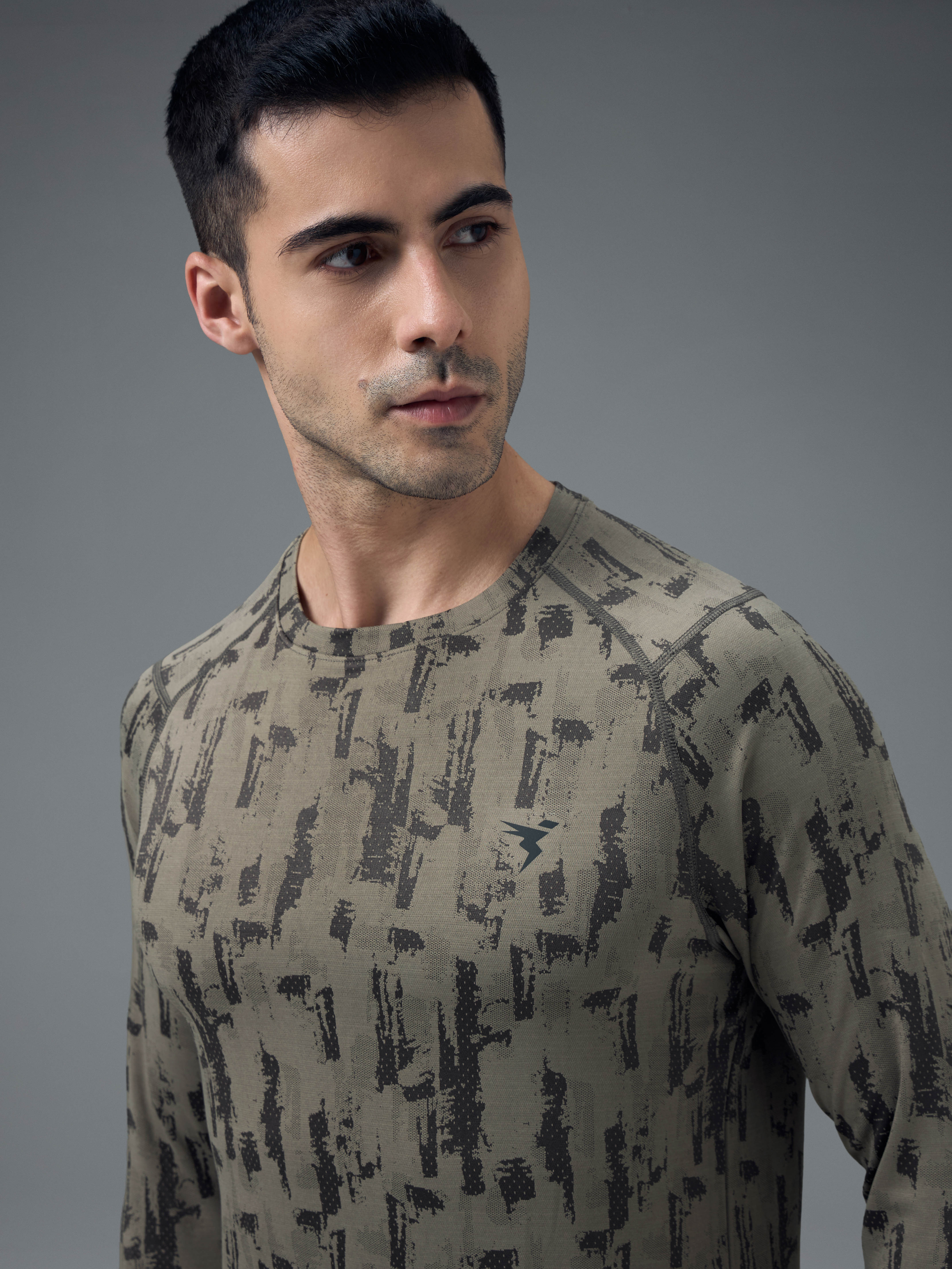 Men Jacquard Slim Fit Round Neck T-shirt with DOUBLE COOL - Image 6