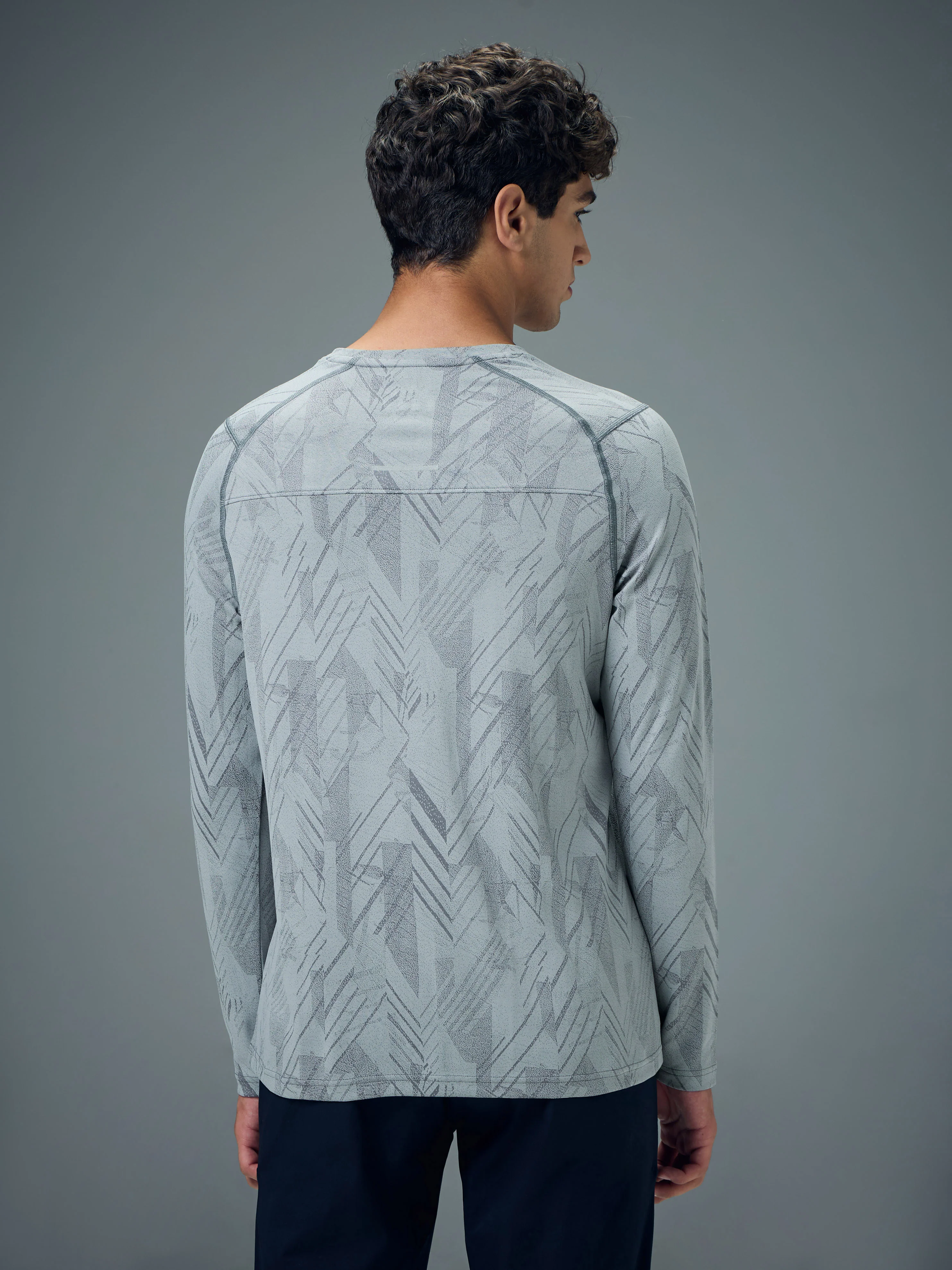 Men Jacquard Slim Fit Round Neck T-shirt with DOUBLE COOL - Image 4