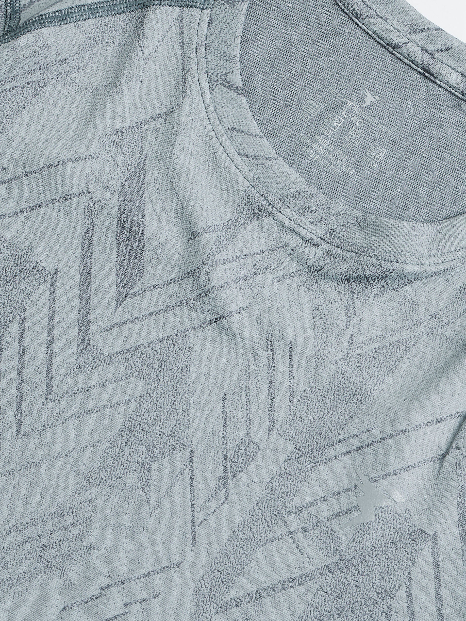 Men Jacquard Slim Fit Round Neck T-shirt with DOUBLE COOL - Image 8
