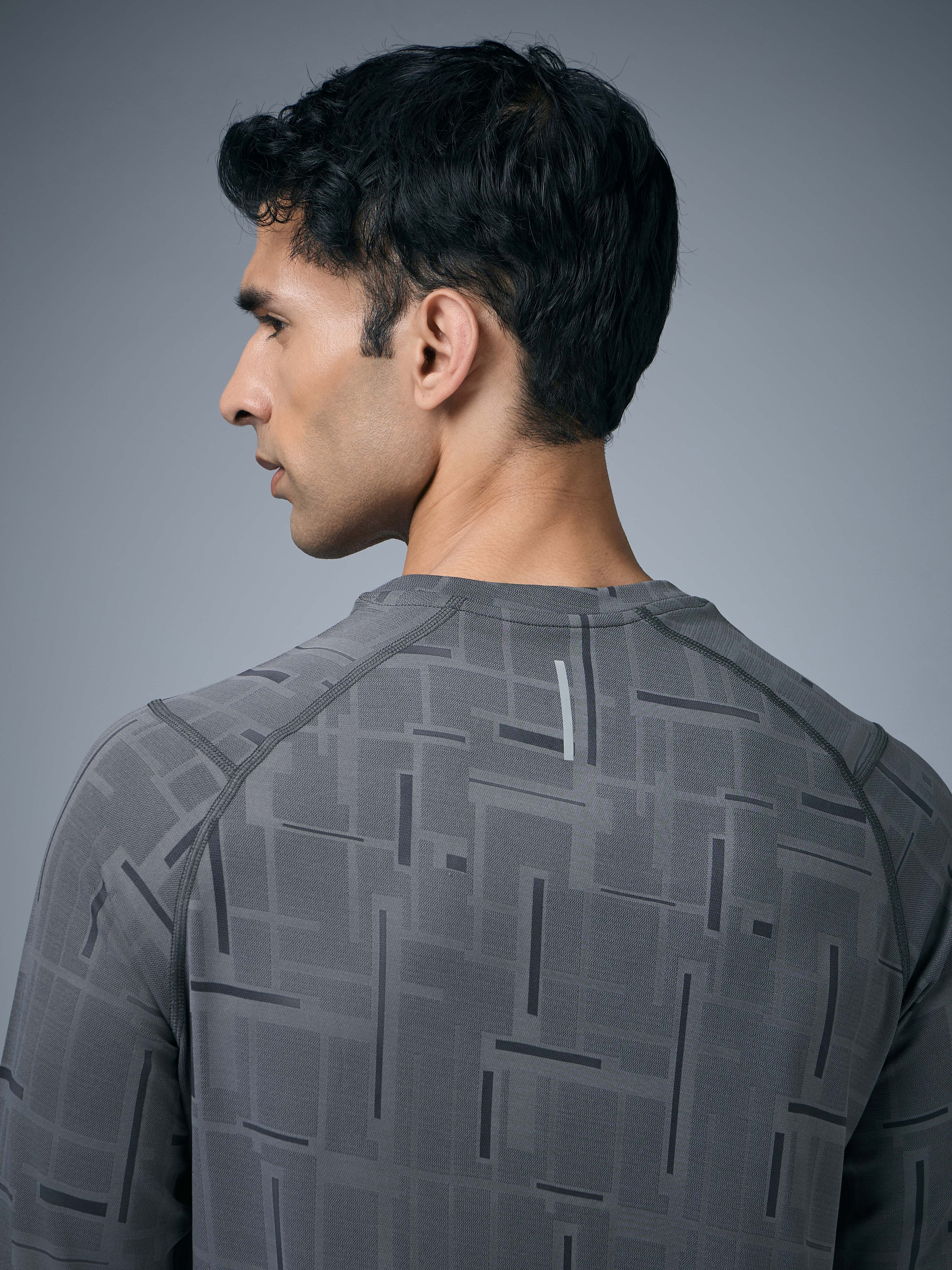 Men Jacquard Slim Fit Round Neck T-shirt with DOUBLE COOL - Image 7