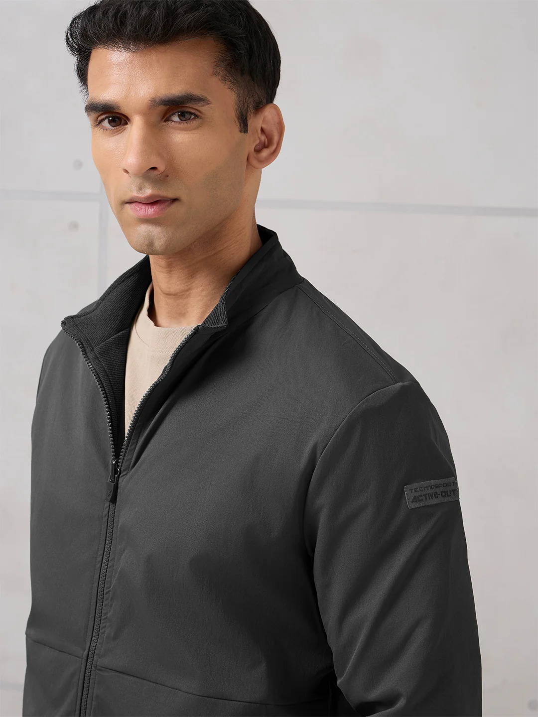Men Kangaroo Pocket Reversible Winter Jacket with TECHNOWARM+ - Image 8