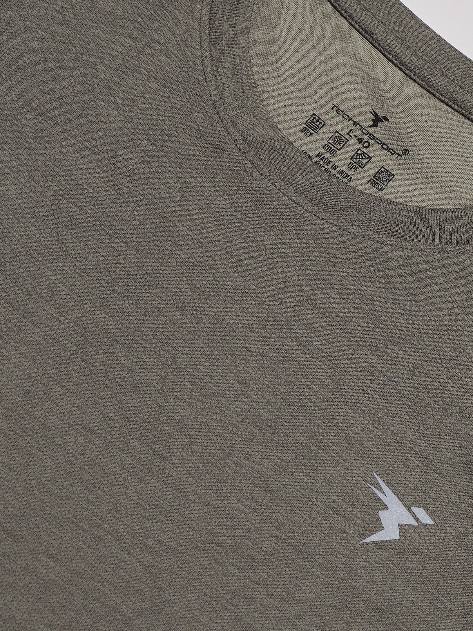 Men Melange Slim Fit Crew Neck T-shirt with DOUBLE COOL - Image 7