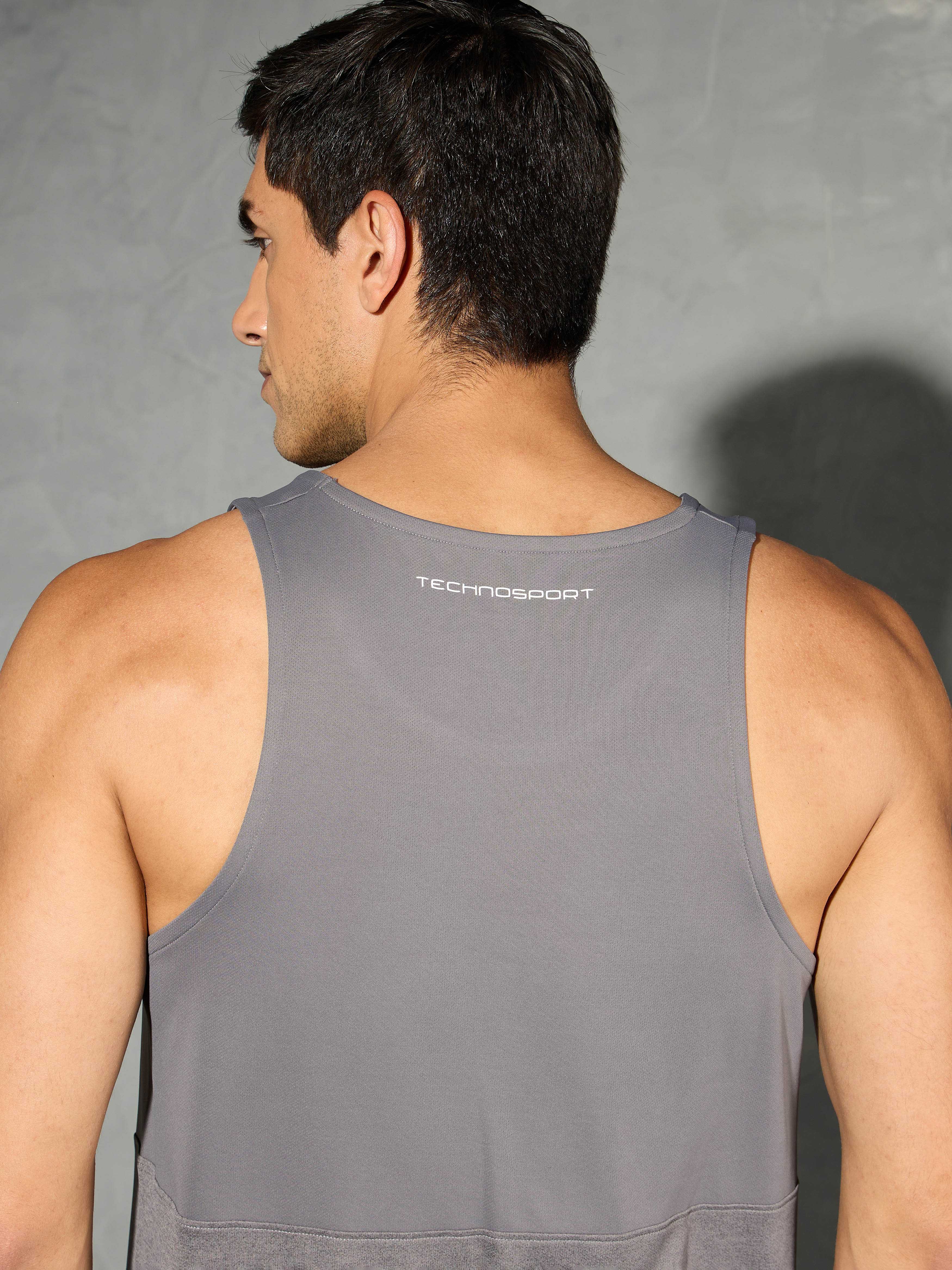 Men Melange Slim Fit Scoop Neck Innerwear Vest with TECHNO COOL+ - Image 7