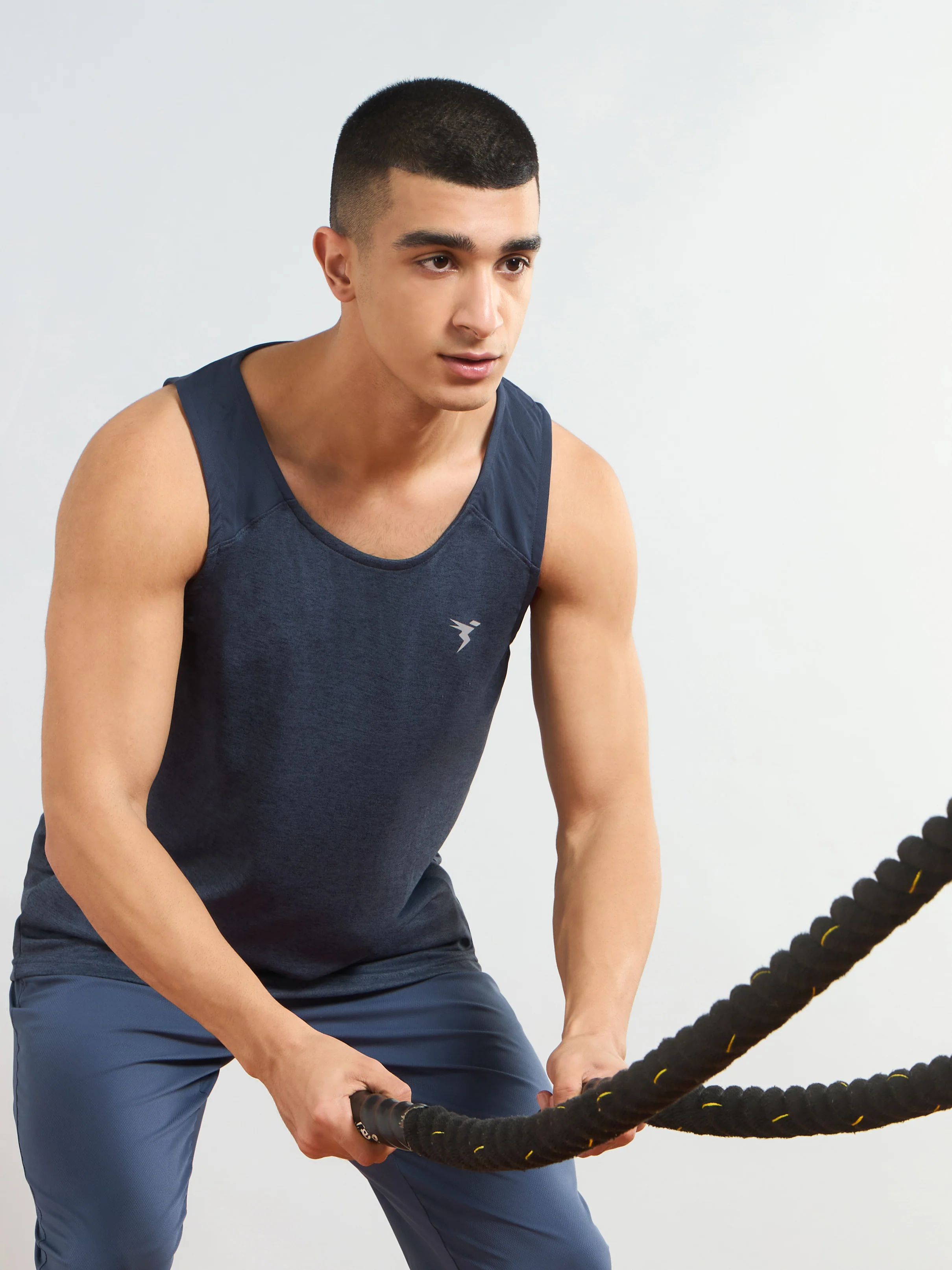 Men Melange Slim Fit Scoop Neck Innerwear Vest with TECHNO COOL+ - Image 4