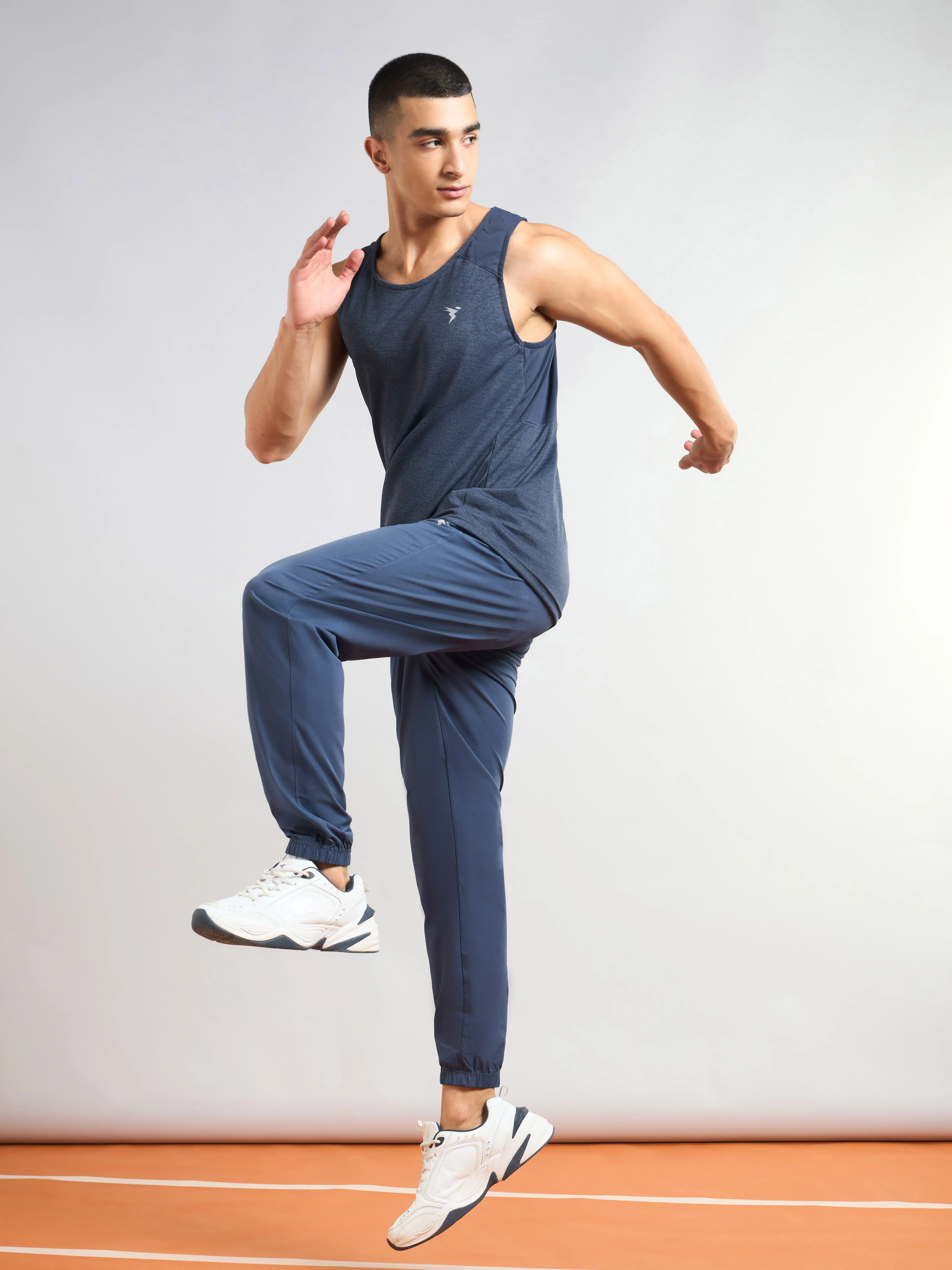 Men Melange Slim Fit Scoop Neck Innerwear Vest with TECHNO COOL+ - Image 5
