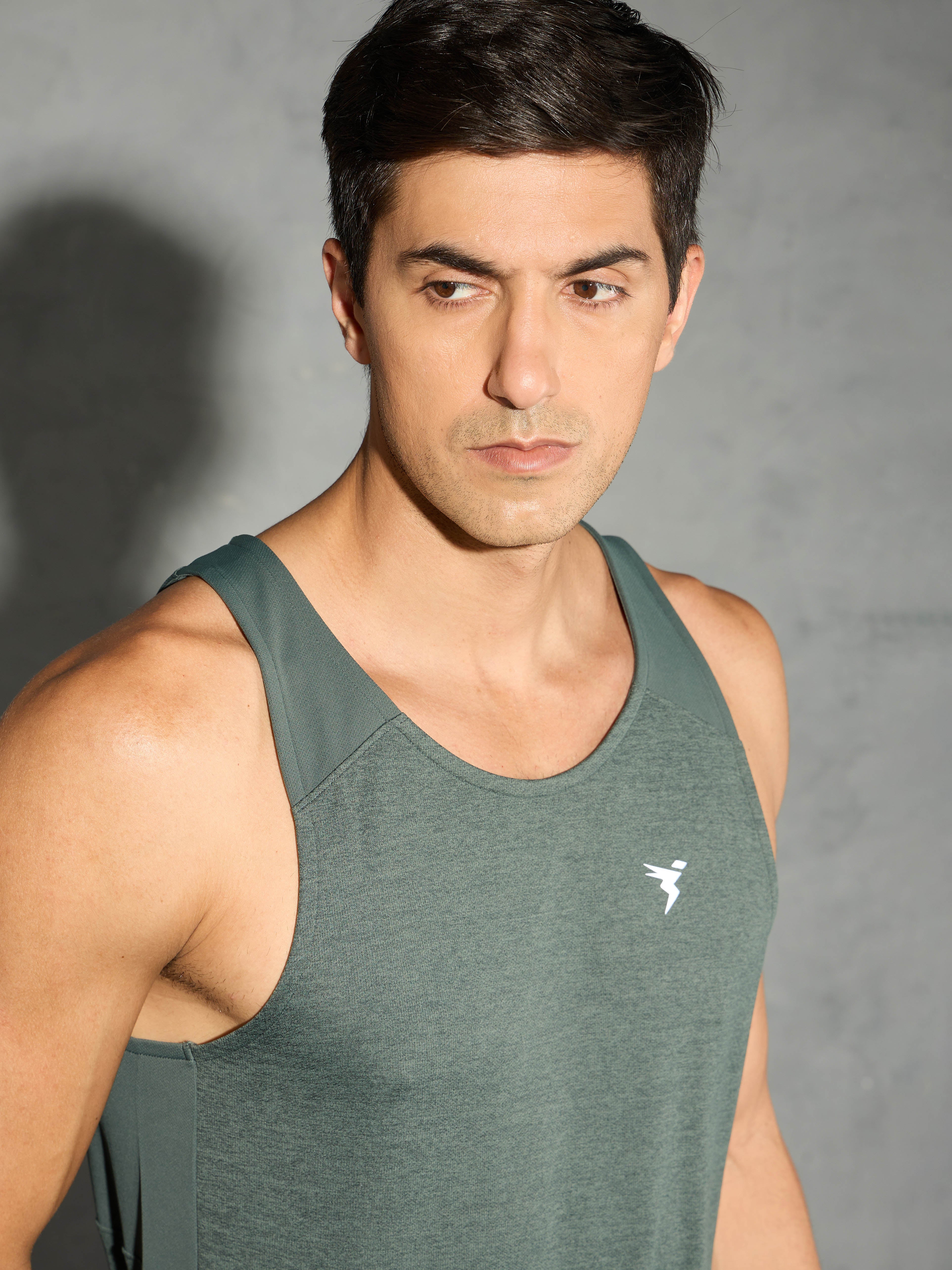 Men Melange Slim Fit Scoop Neck Innerwear Vest with TECHNO COOL+ - Image 6