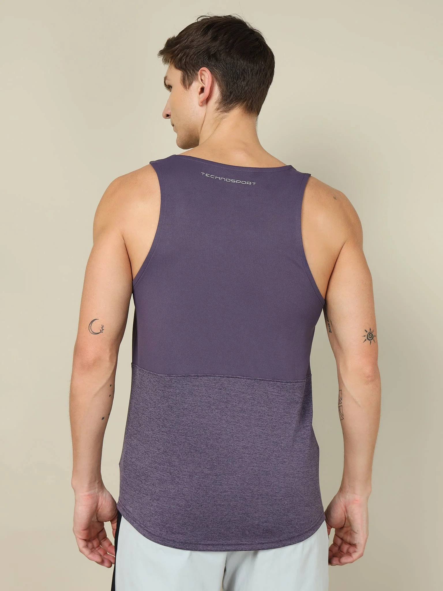 Men Melange Slim Fit Scoop Neck Innerwear Vest with TECHNO COOL+ ( Pack of 2) - Image 4