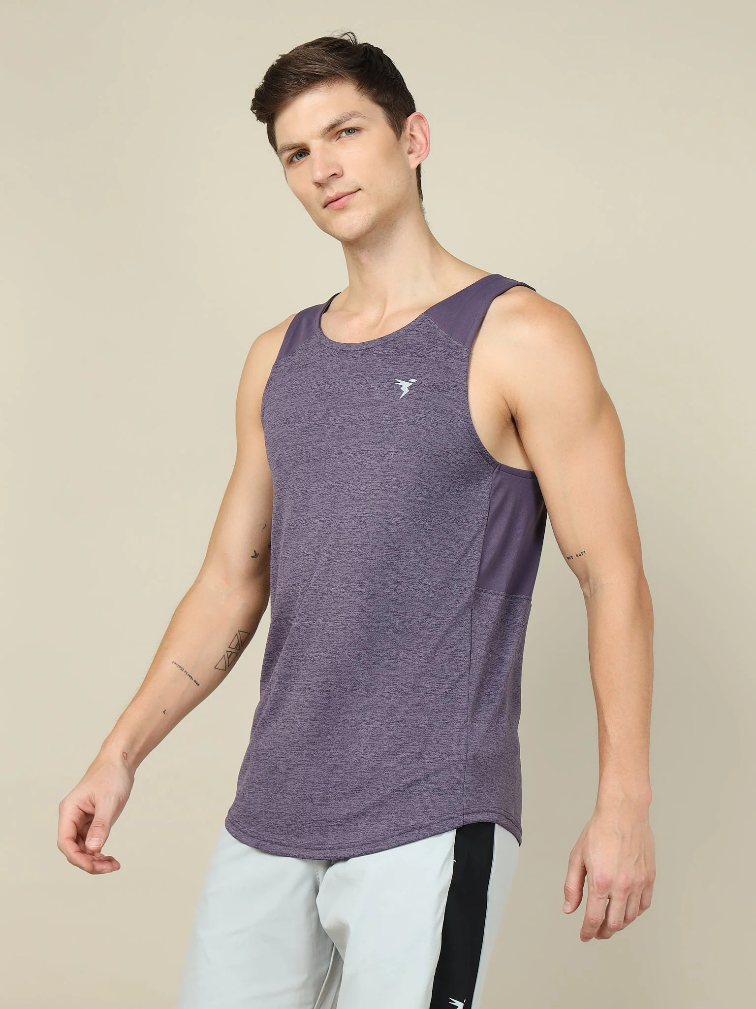 Men Melange Slim Fit Scoop Neck Innerwear Vest with TECHNO COOL+ ( Pack of 2) - Image 7
