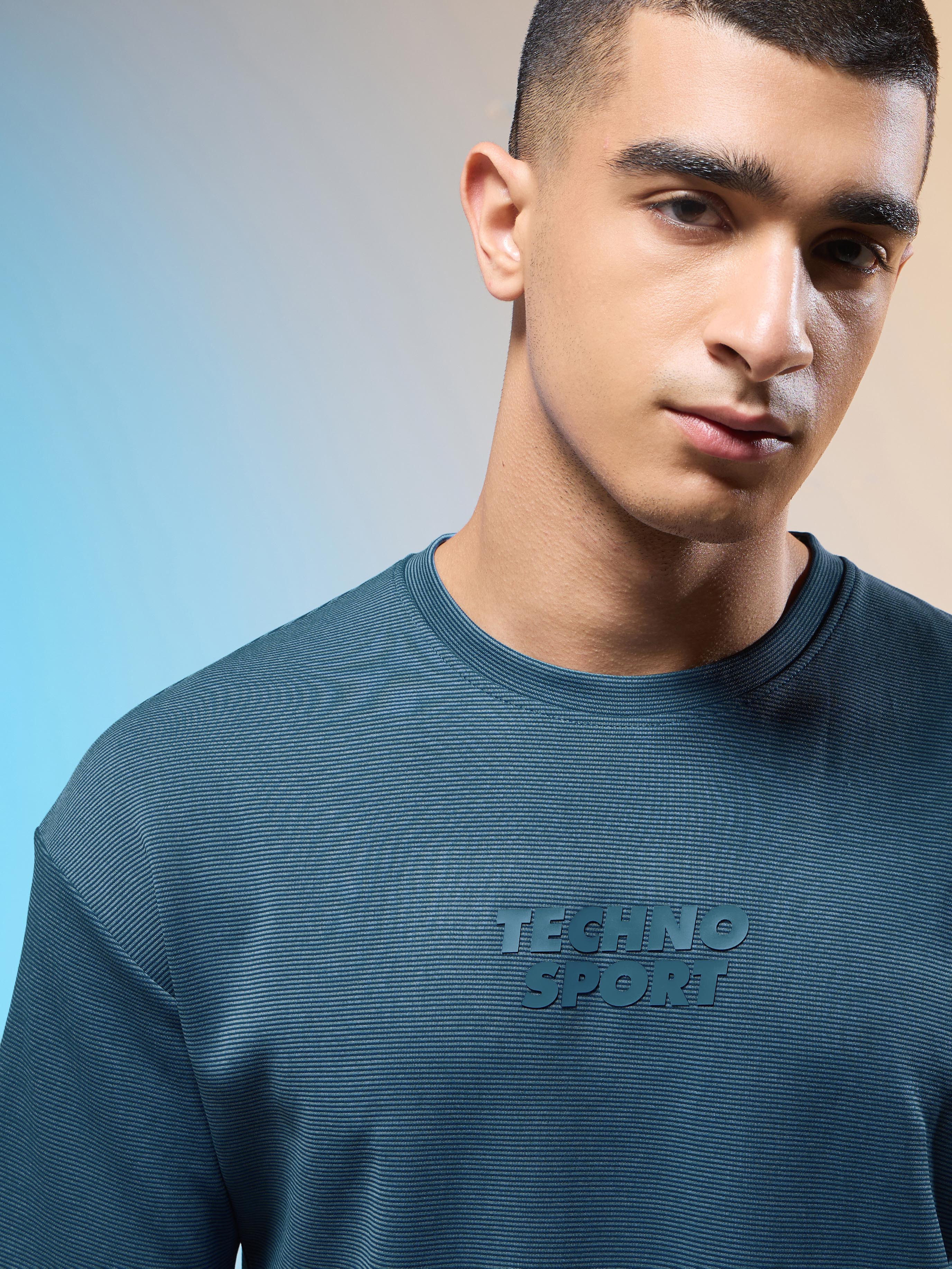 Men Printed Oversized Round Neck T-shirt with COTFLEX - Image 6