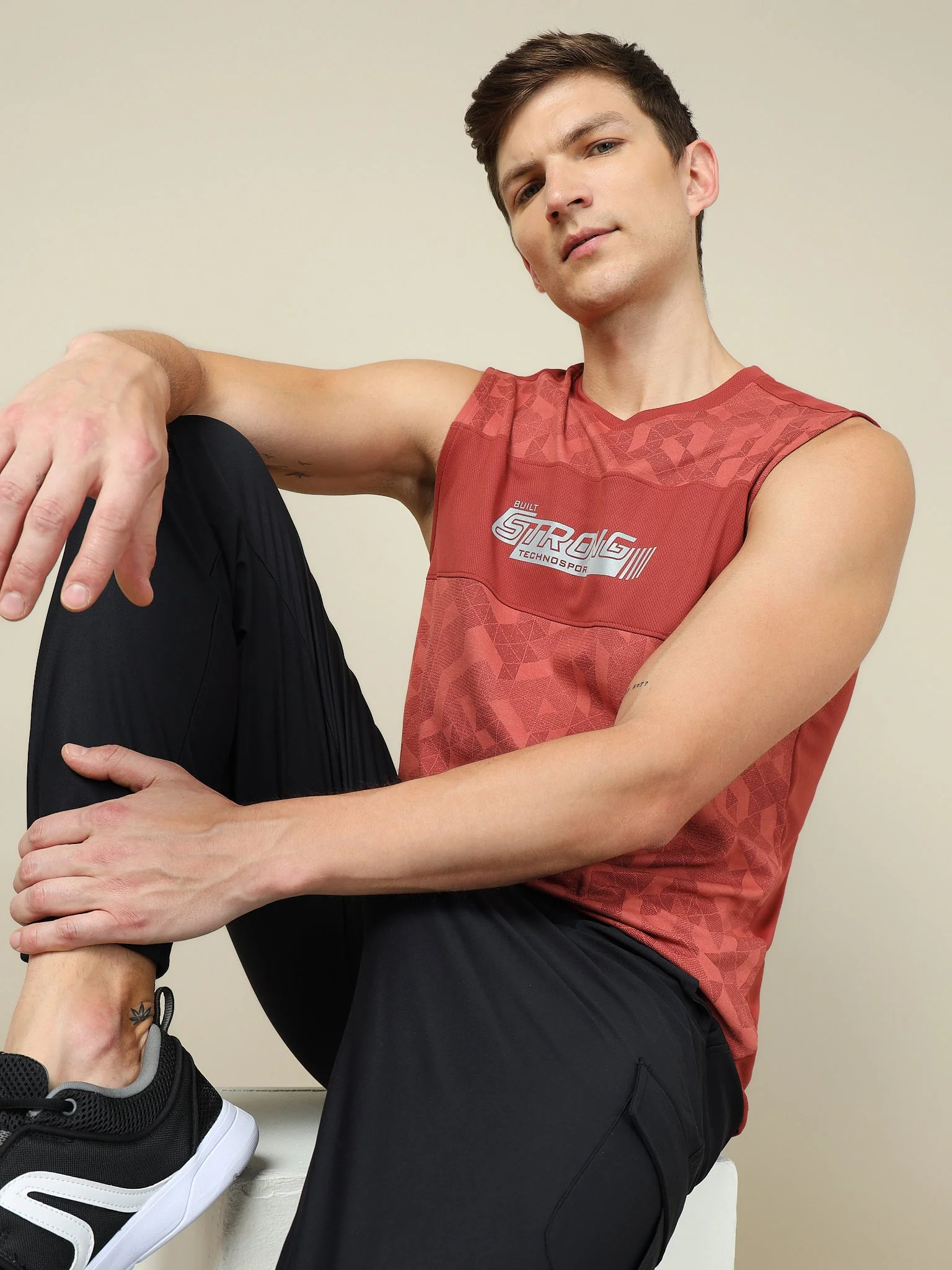 Men Printed Slim Fit Crew Neck Innerwear Vest with TECHNO COOL+ (Pack Of 2) - Image 5