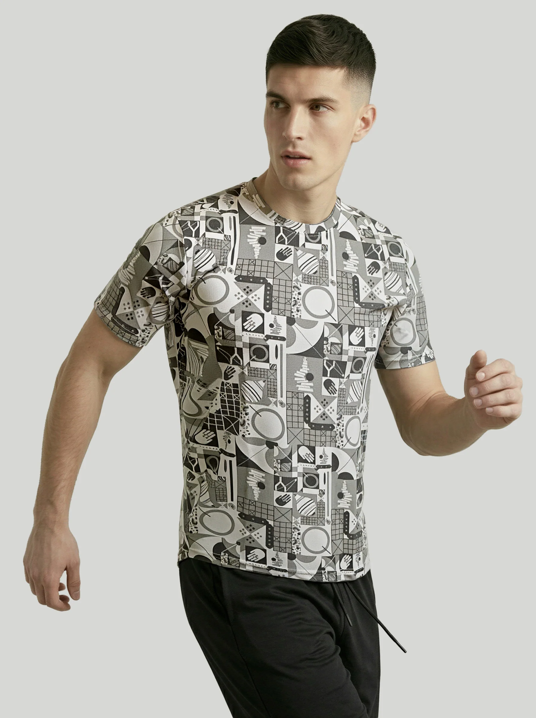 Men Printed Slim Fit Crew Neck T-shirt with MATPIQ