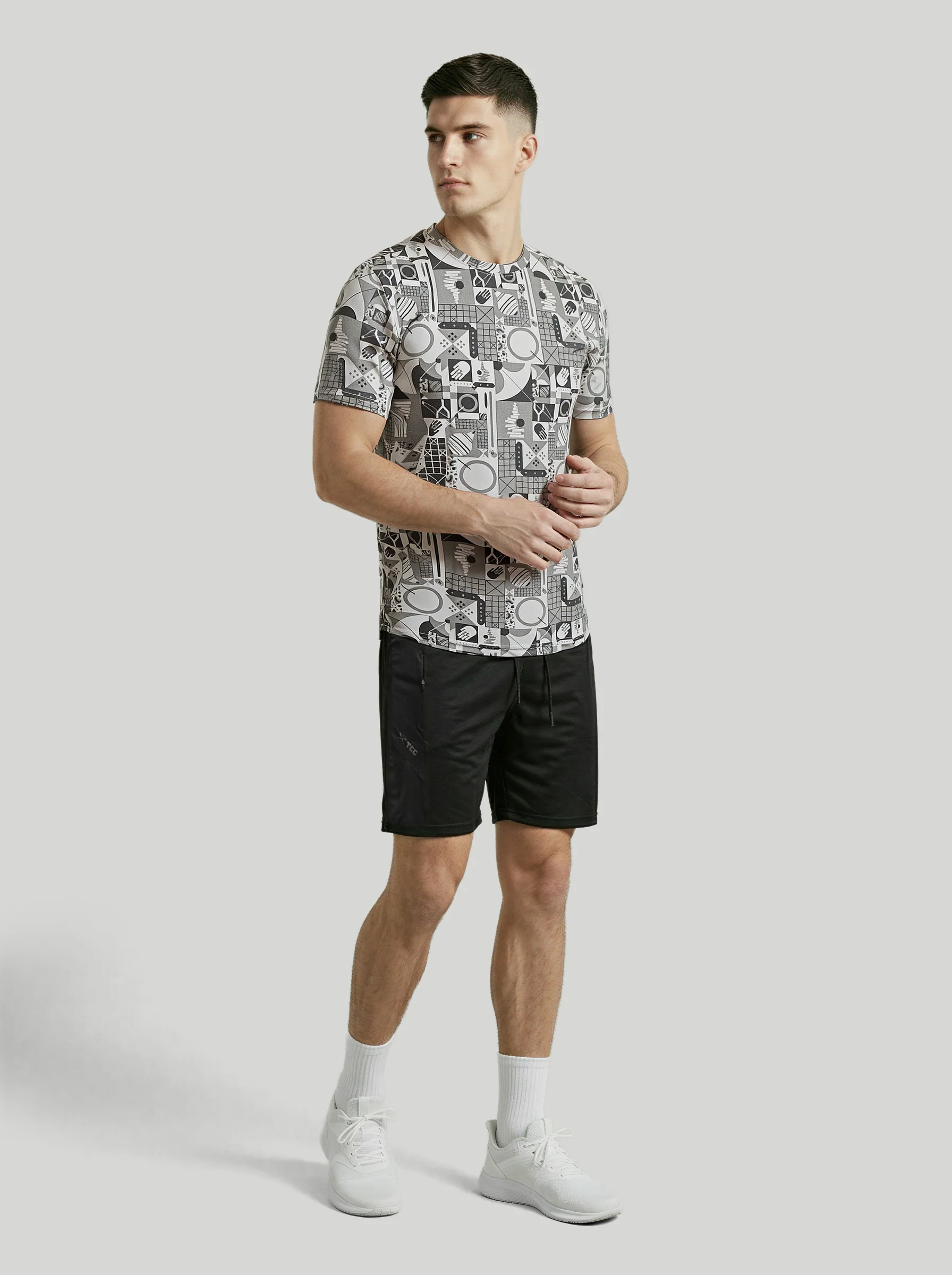 Men Printed Slim Fit Crew Neck T-shirt with MATPIQ - Image 5