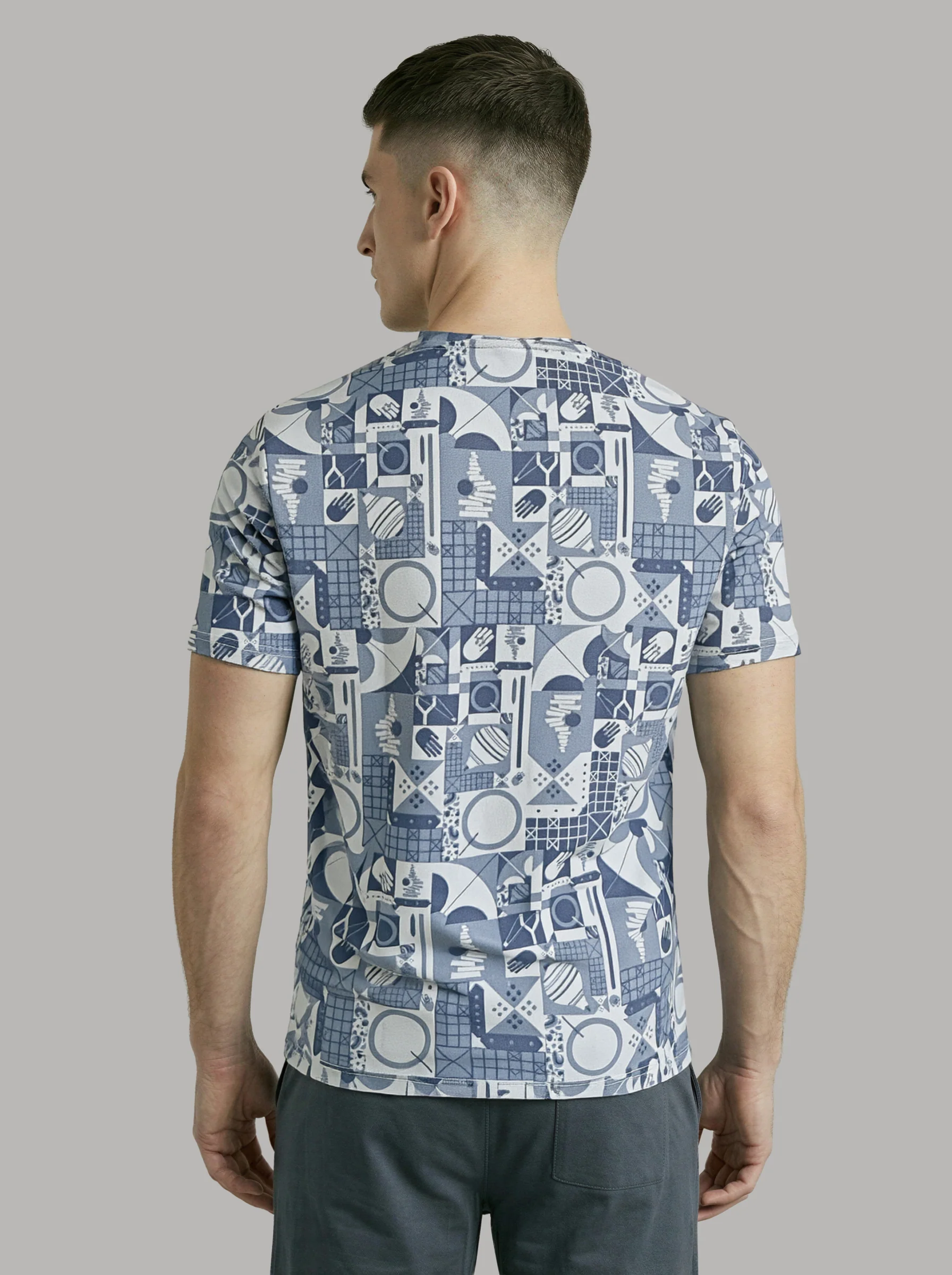 Men Printed Slim Fit Crew Neck T-shirt with MATPIQ - Image 3