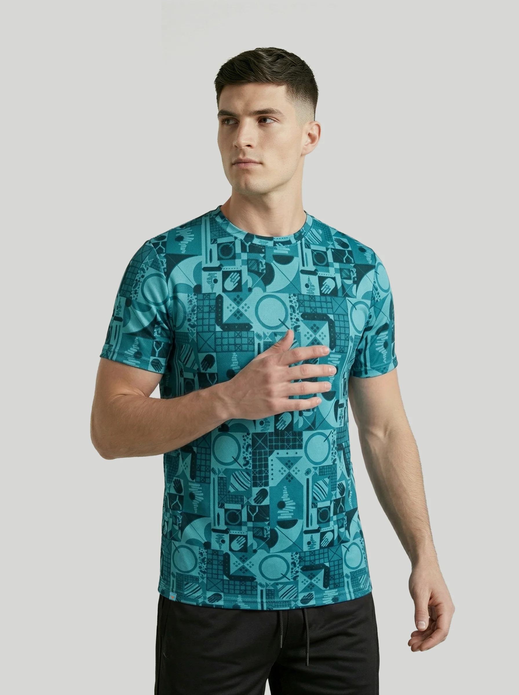 Men Printed Slim Fit Crew Neck T-shirt with MATPIQ