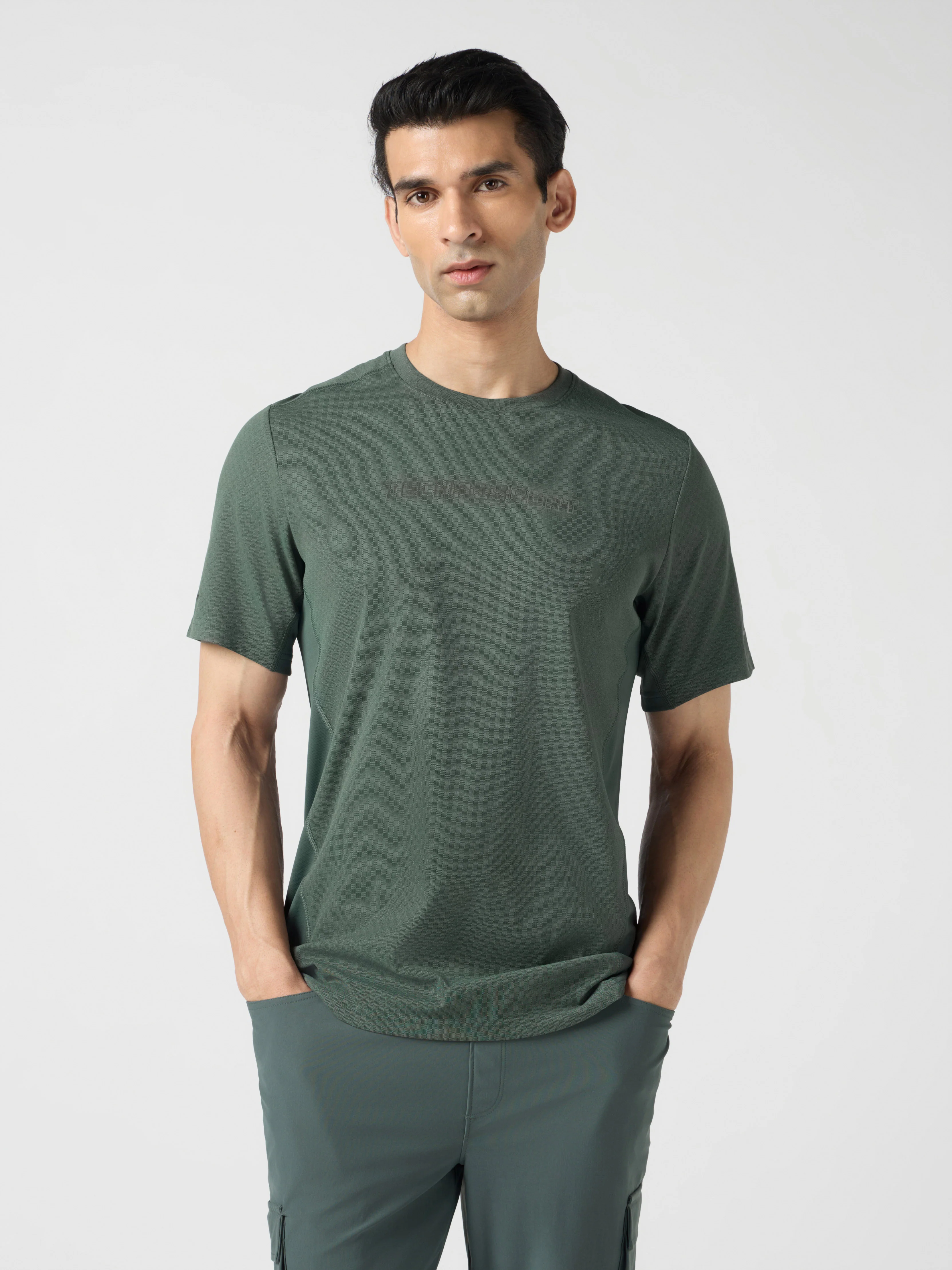 Men Printed Slim Fit Henley Neck Sports T-Shirt with ELASTOLITE - Image 2