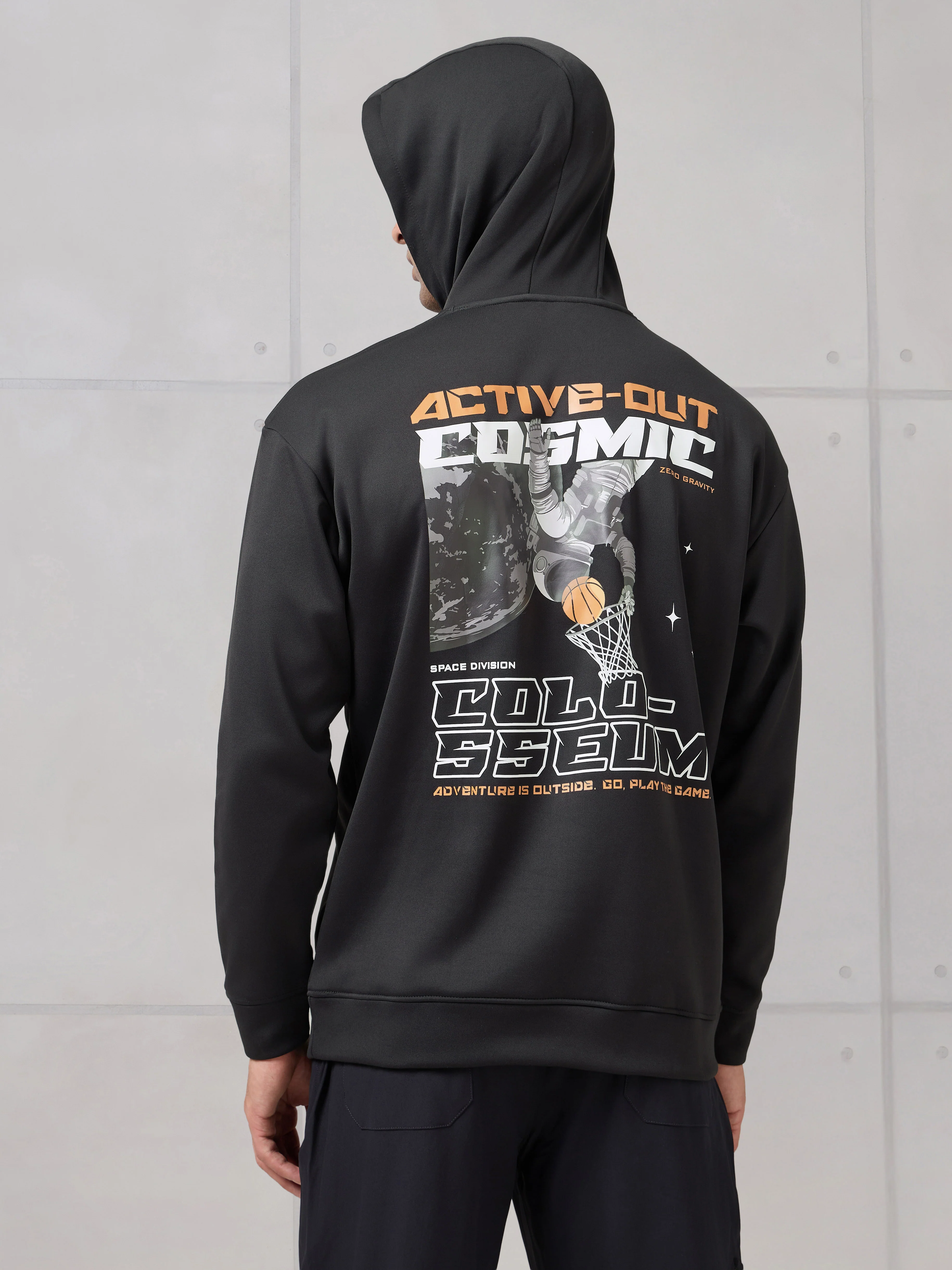 Men Hooded Slim Fit Printed Active Out Sweatshirt with TECHNOWARM+ - Image 3
