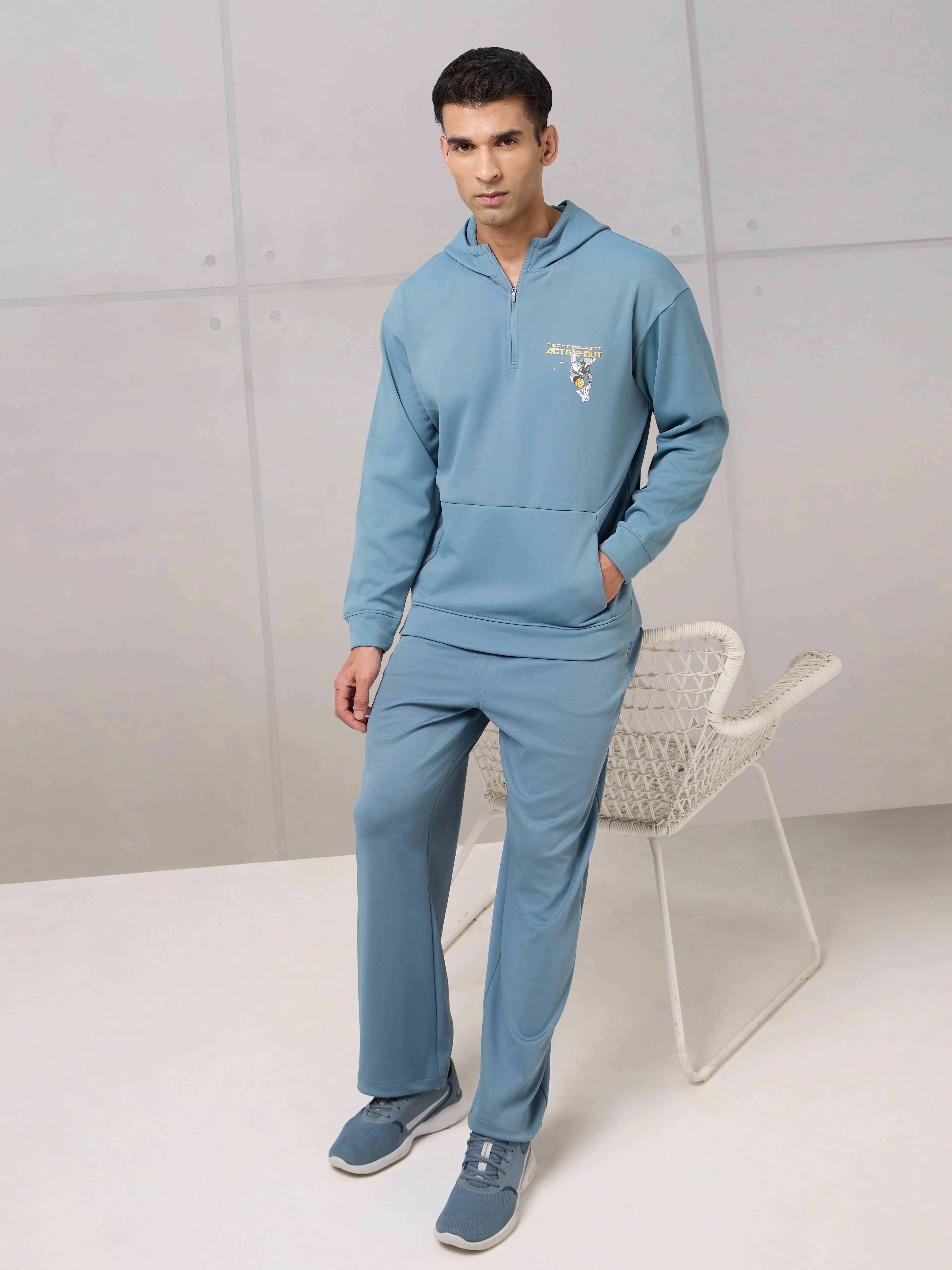 Men Hooded Slim Fit Printed Active Out Sweatshirt with TECHNOWARM+ - Image 5