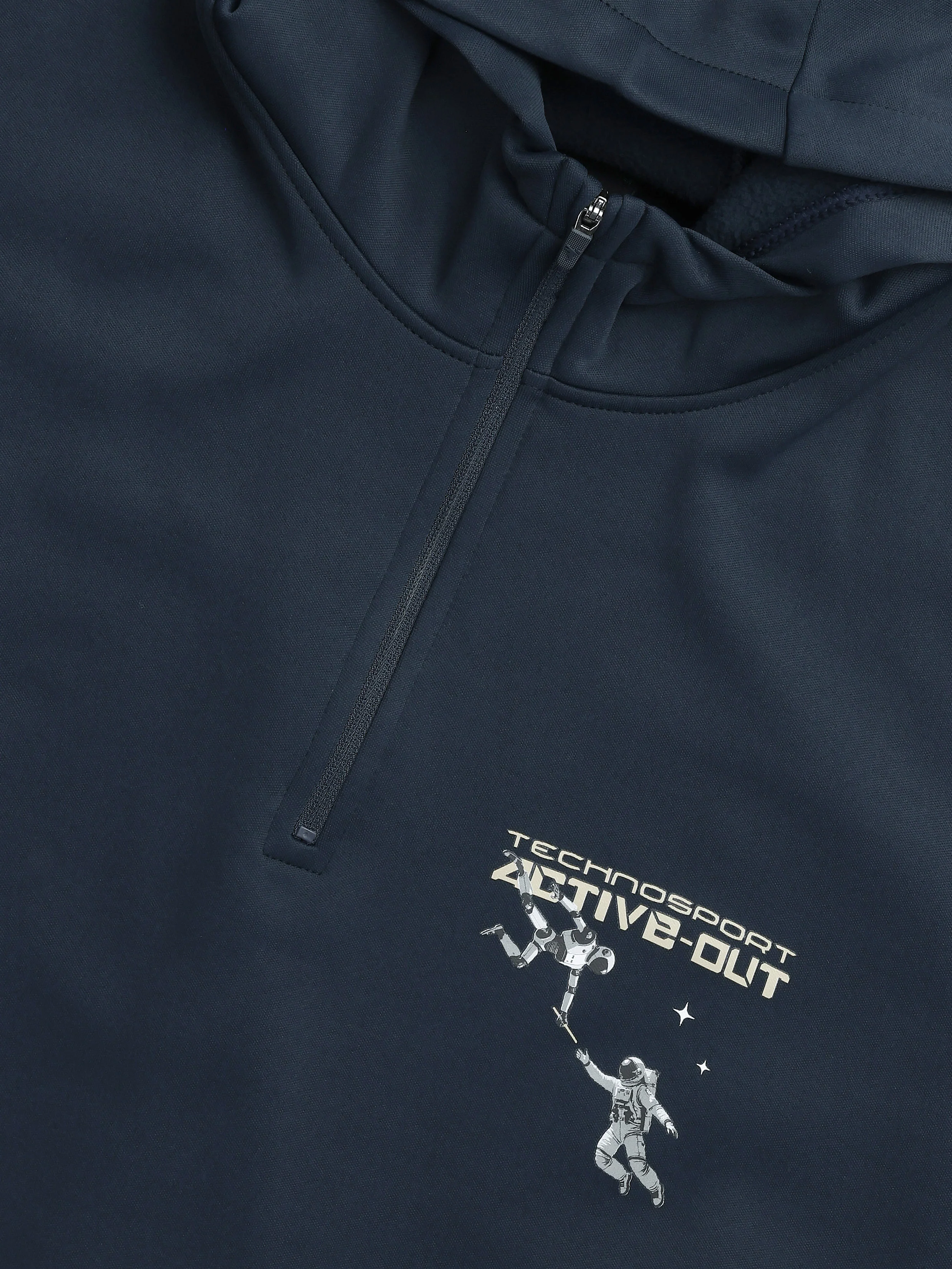 Men Hooded Slim Fit Printed Active Out Sweatshirt with TECHNOWARM+ - Image 8