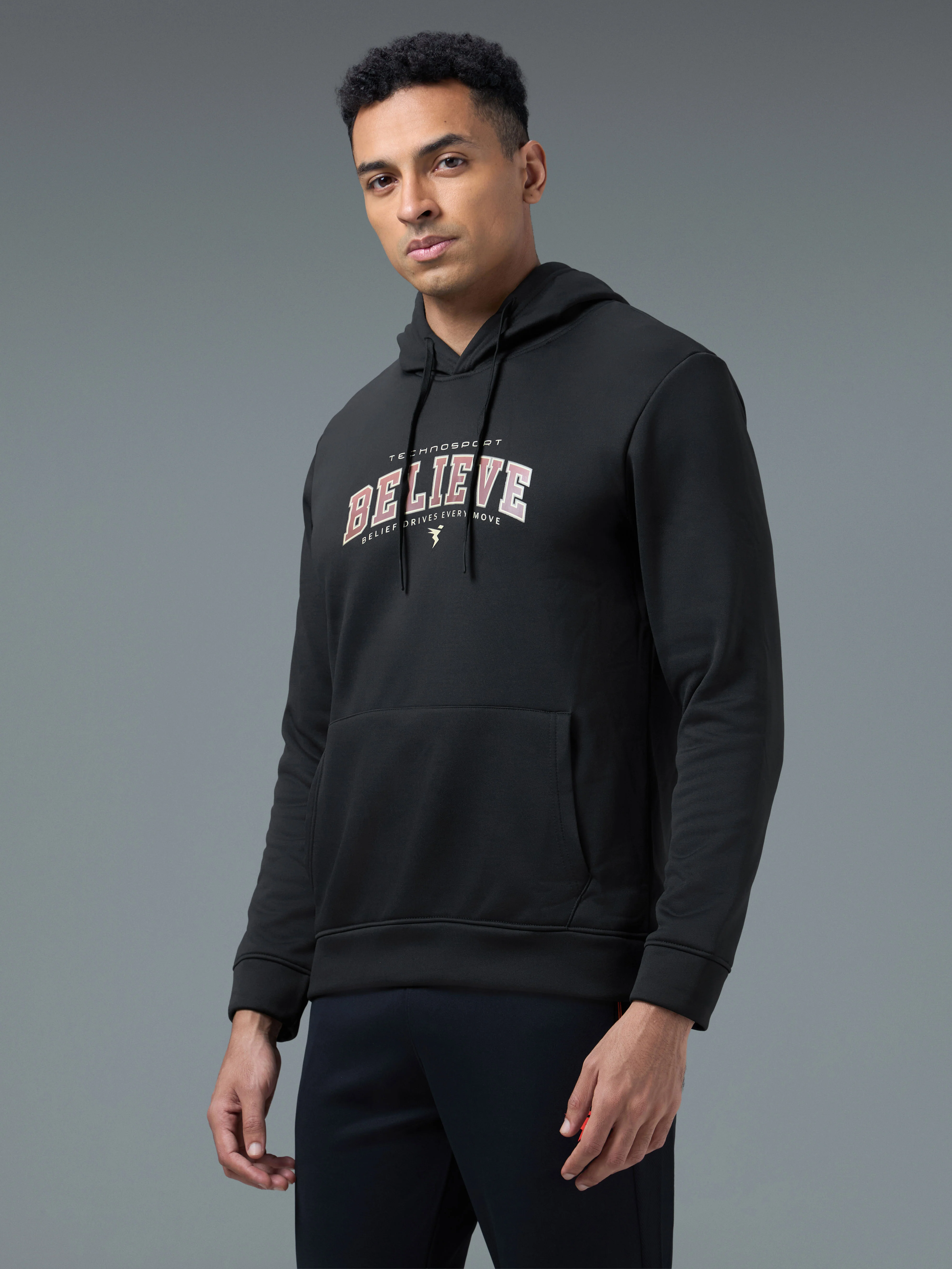 Men Printed Slim Fit Hooded Sweatshirt with TECHNOWARM+ - Image 4