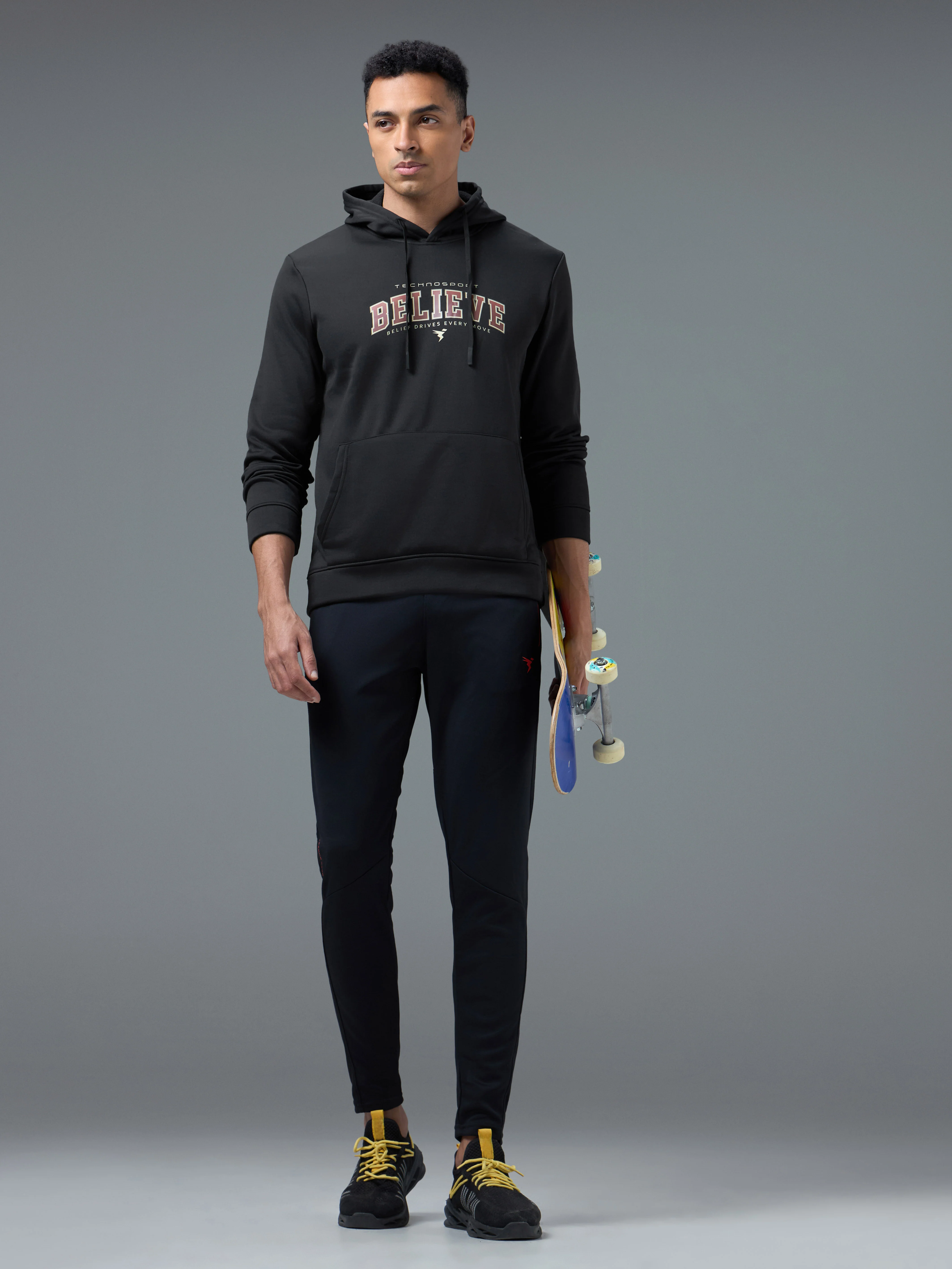 Men Printed Slim Fit Hooded Sweatshirt with TECHNOWARM+ - Image 5