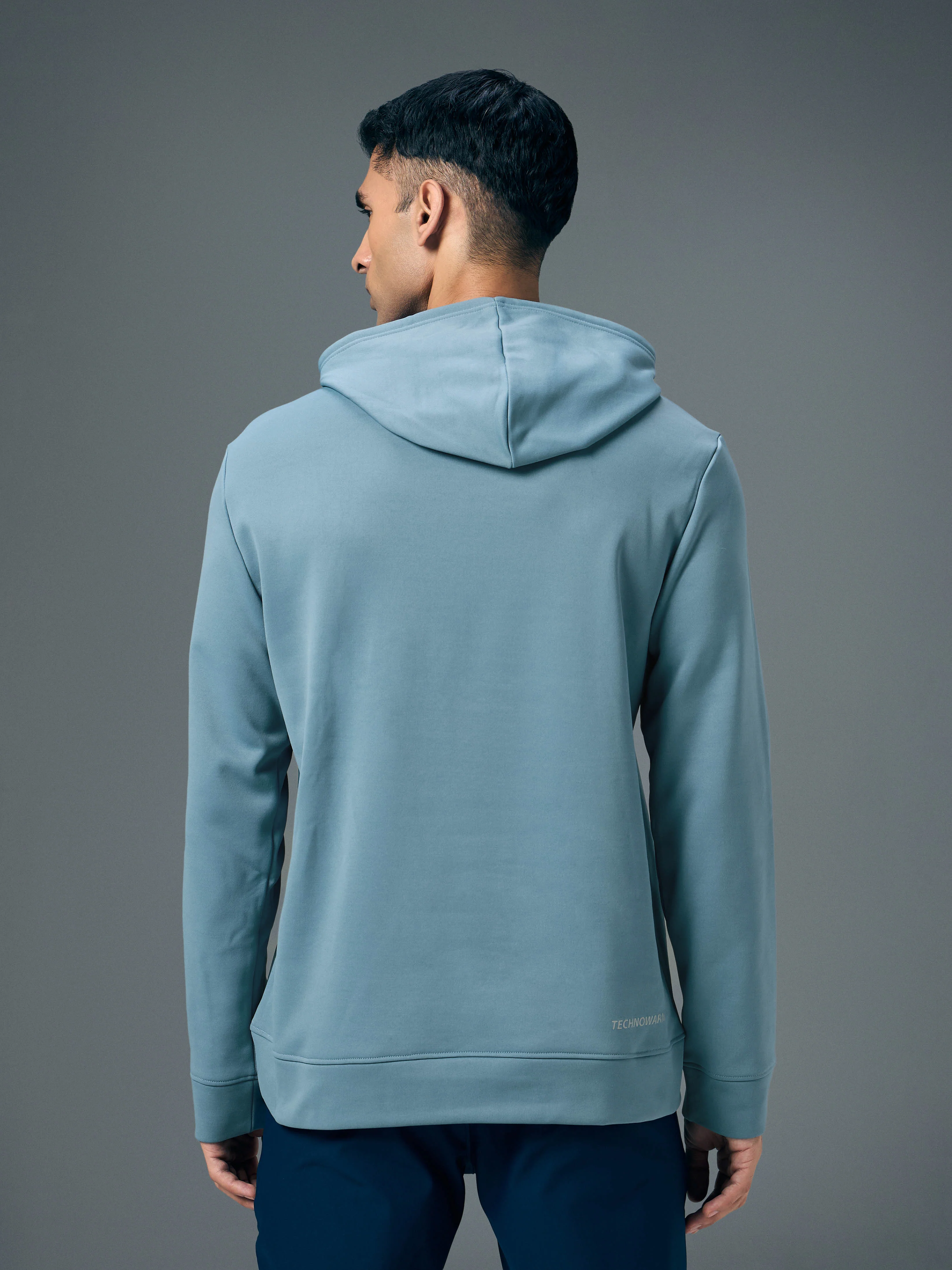 Men Printed Slim Fit Hooded Sweatshirt with TECHNOWARM+ - Image 3